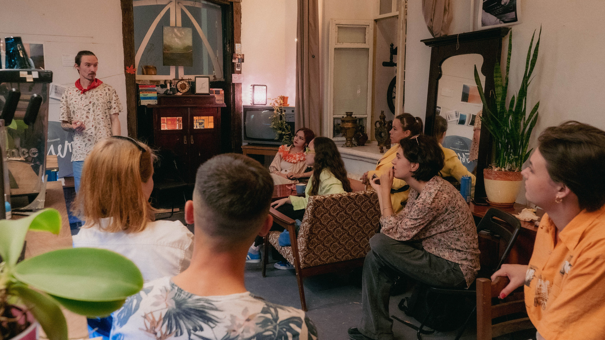 Литературный вечер от «Гротеска». Кир Анисин. Режиссер & фотограф