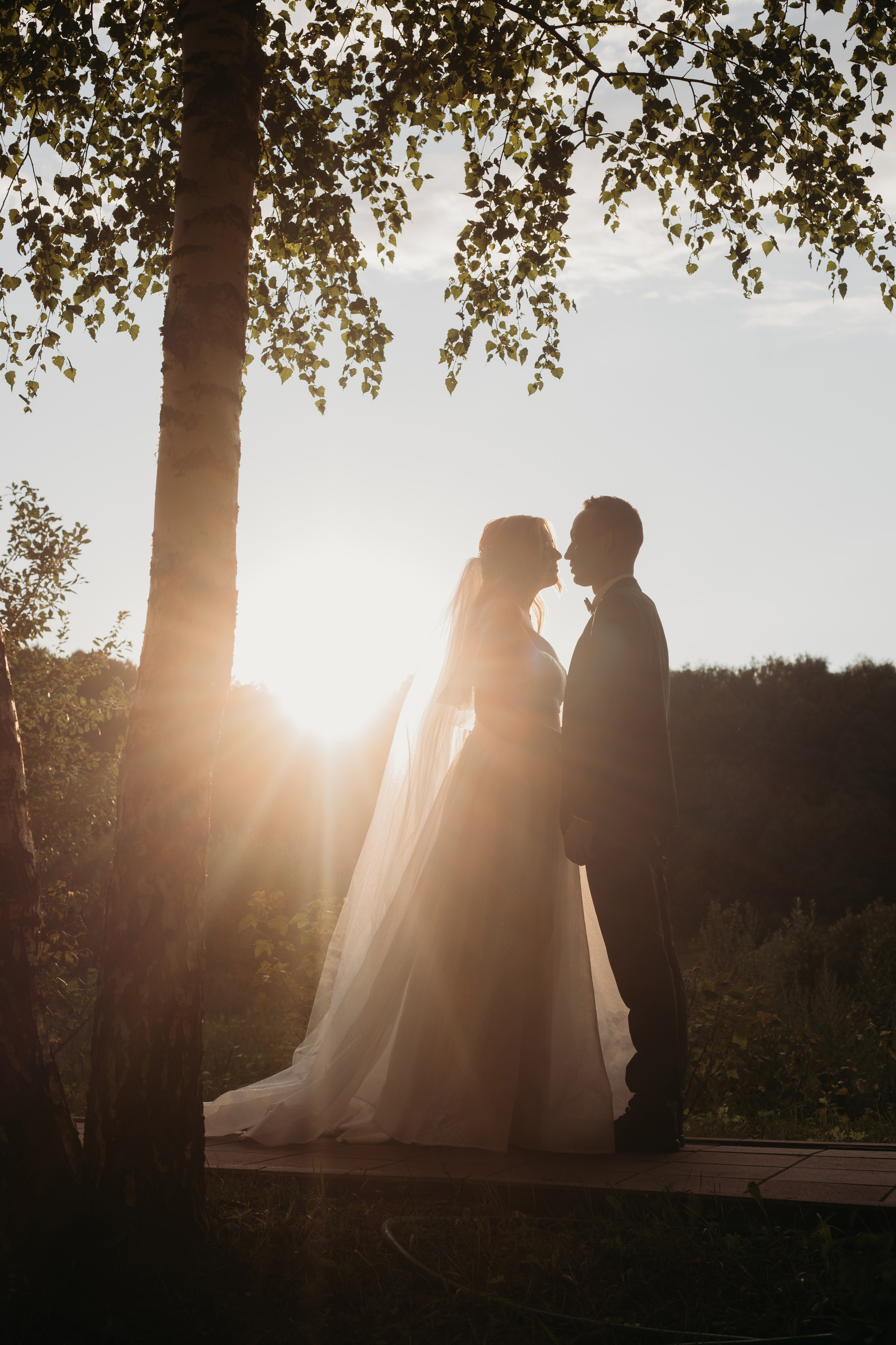 Летняя свадьба за городом. Свадебный фотограф в Москве Аля Загирова