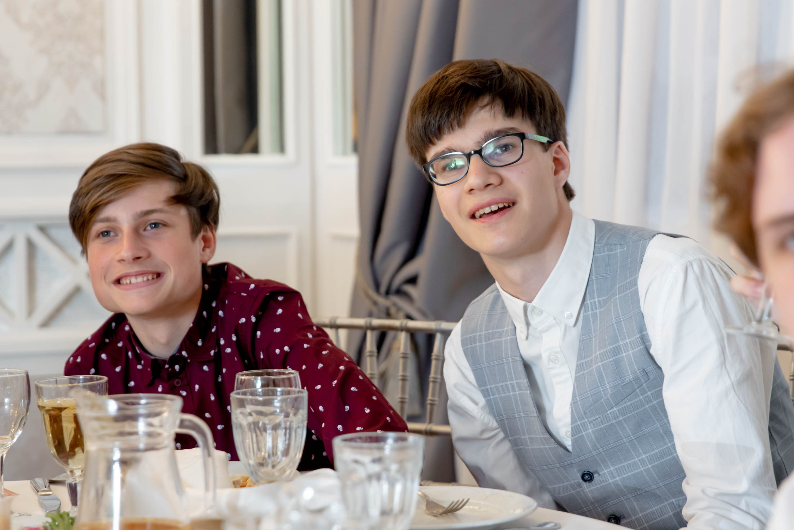 Фотосъёмка школьного выпускного. Фотограф на праздник, корпоратив, День Рождения и Юбилей в г. Санкт-Петербурге Алексей Анкушев