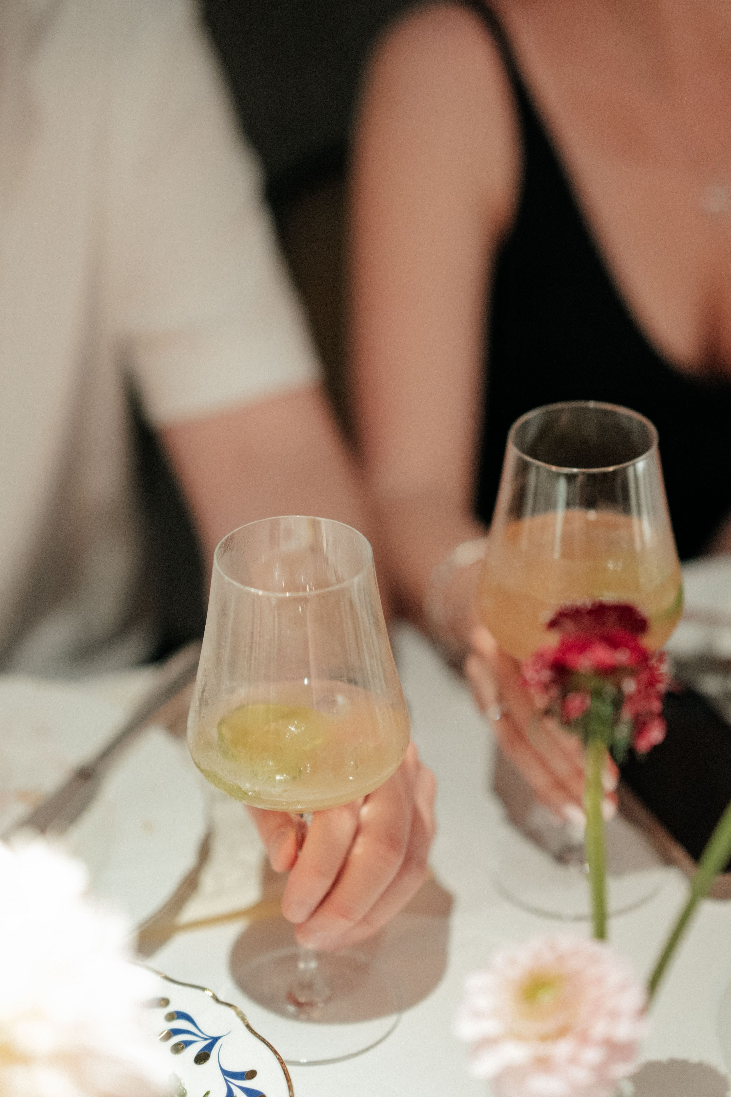 Свадебный ужин в кругу друзей/ ресторан Мина. Свадебный фотограф Москва Александра Аверкова