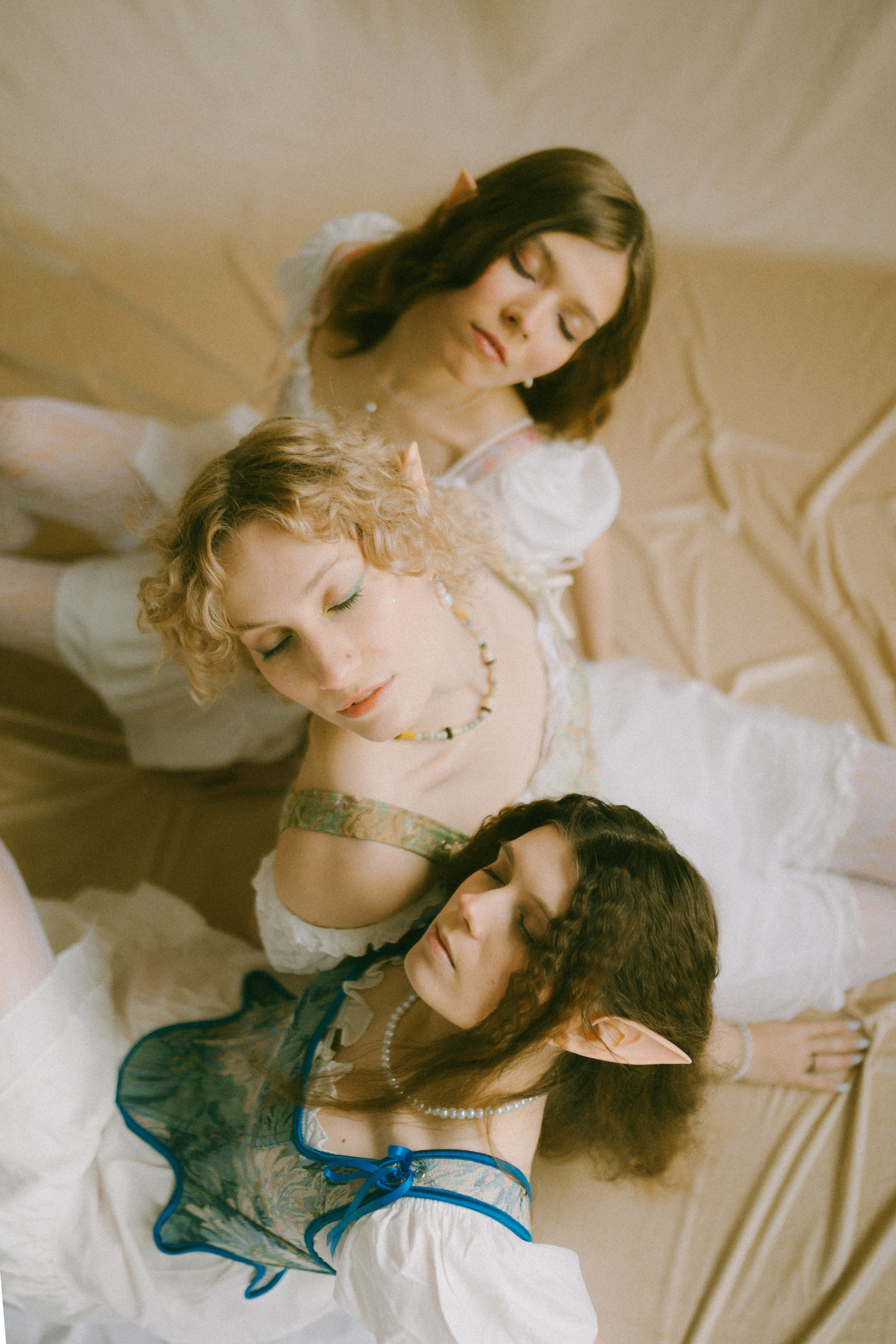 Ксюша, Леона и Василиса. Портретный фотограф в Москве Ефанова Ульяна. Женский портрет