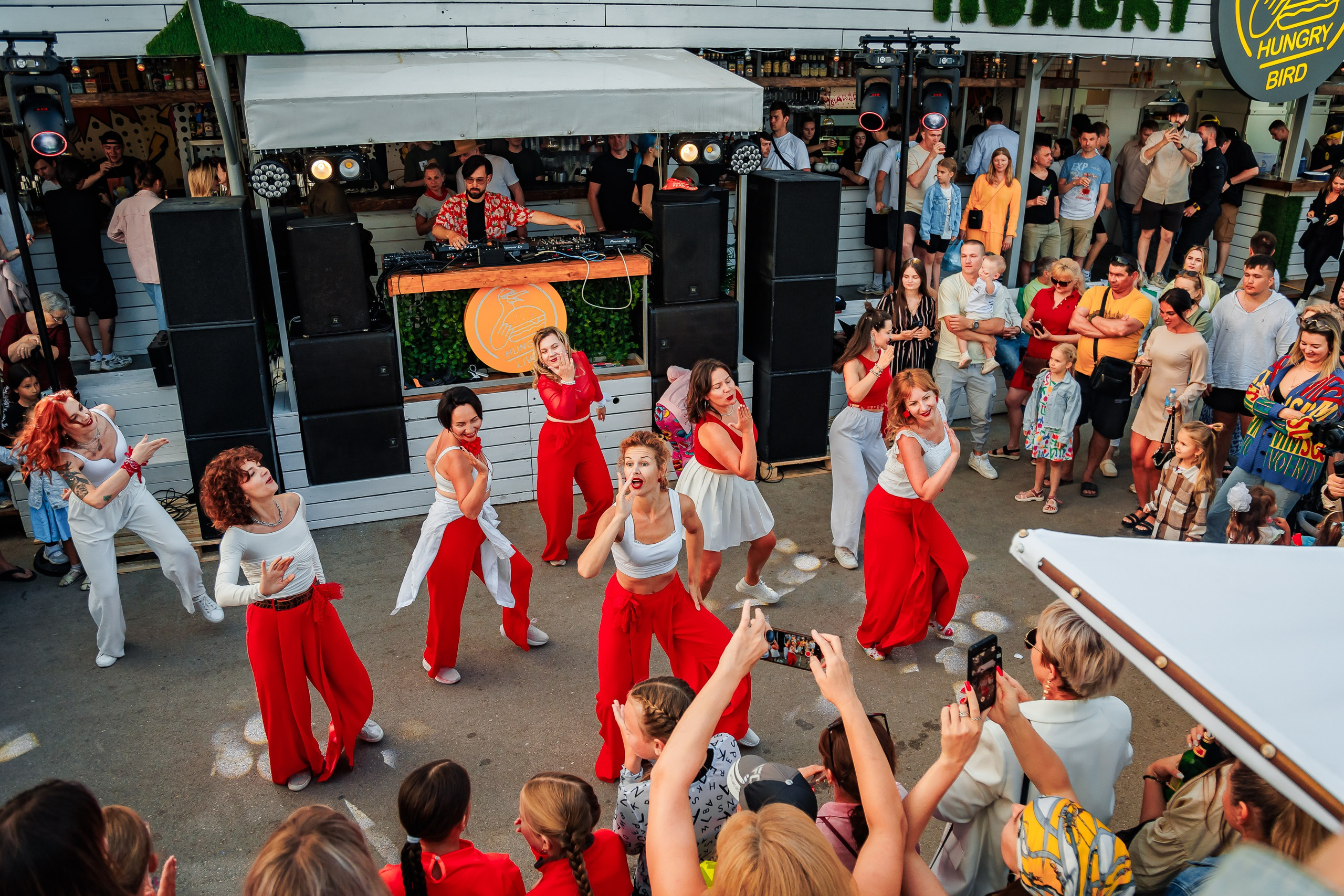 Открытие сезона в HUNGRY BIRD_Симеиз_Крым_14.06.2025. Аминов Руслан | Фотограф