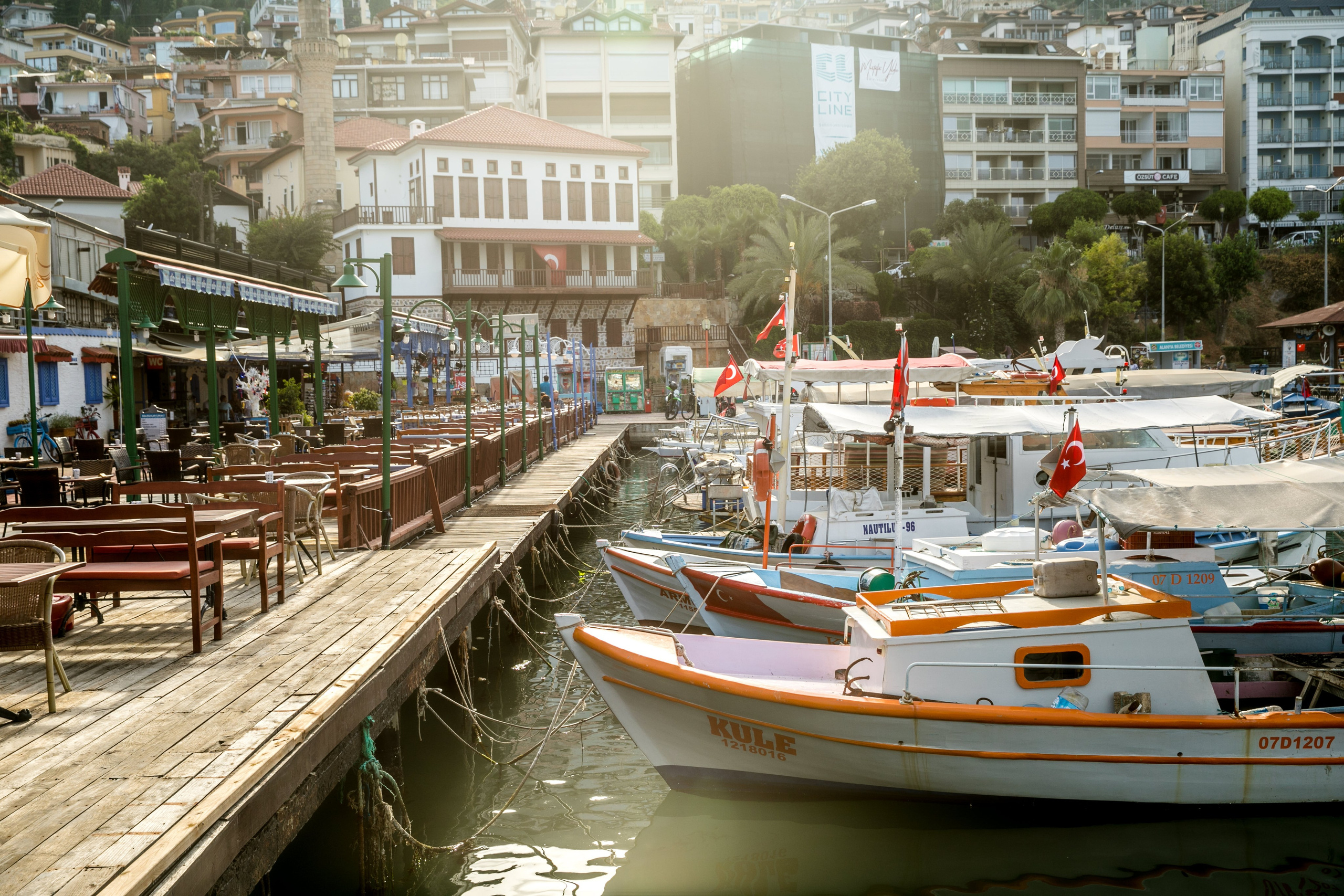 Алания. Фото департамент круизного лайнера Астория Гранде