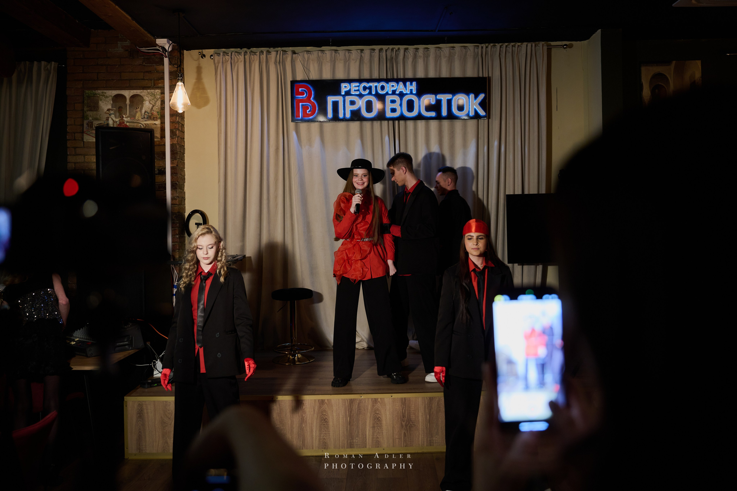 ТОП 50 успешных персон России. Фотограф Роман Адлер