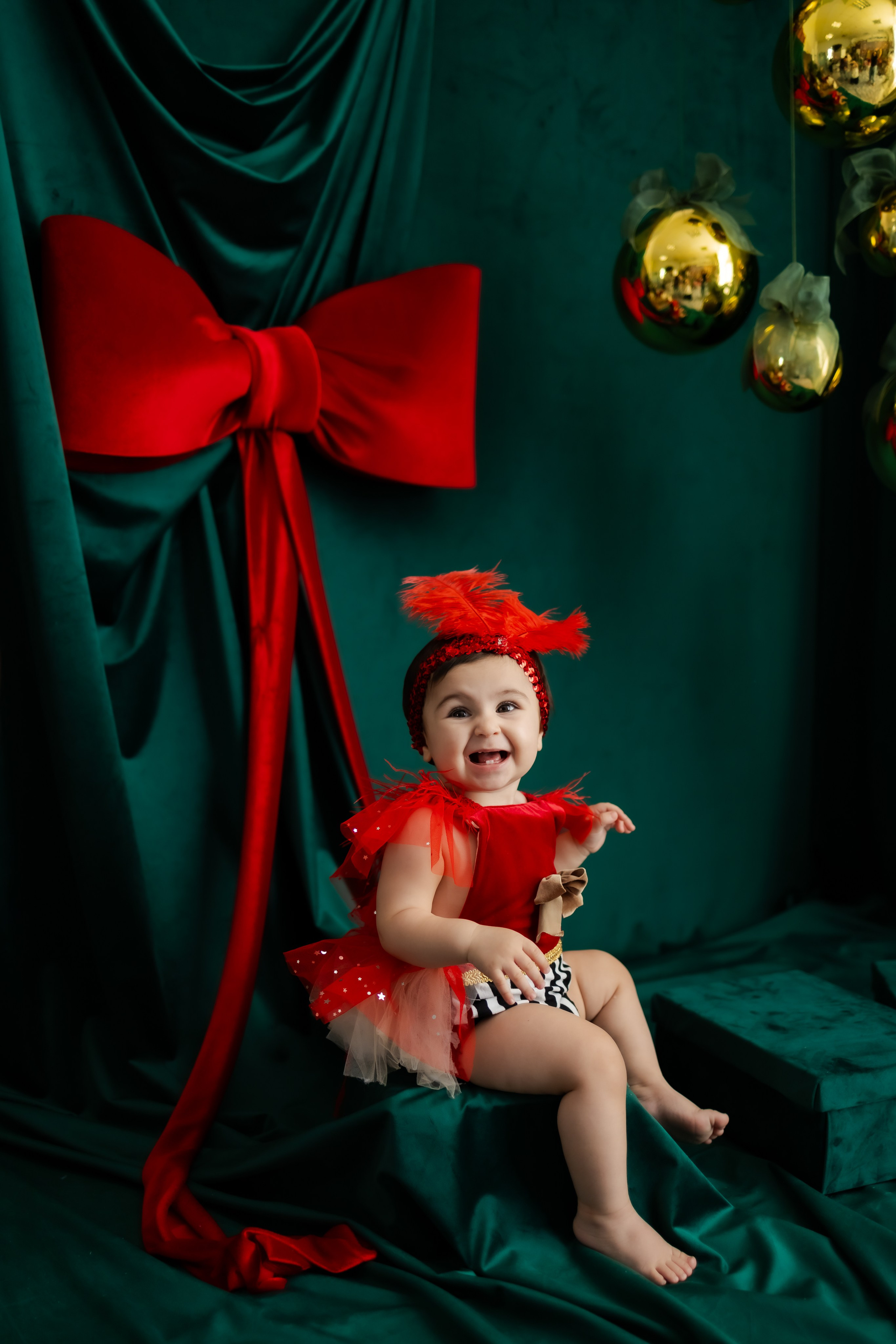 Платье с перьями Размер на год