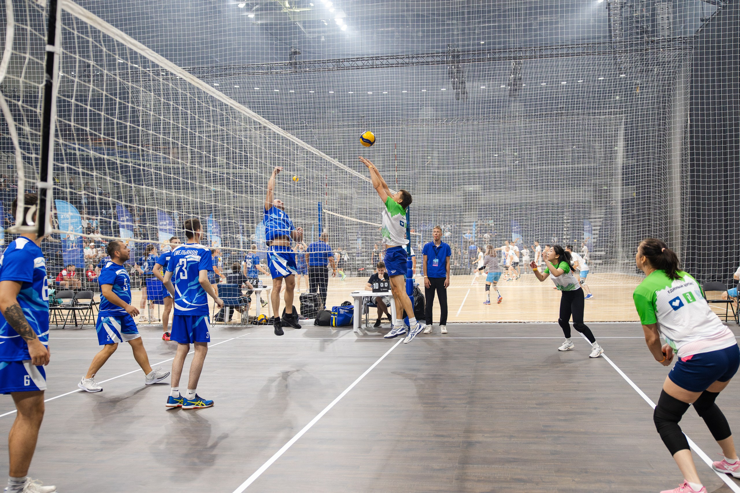 ВТБ Спартакиада. Свадебный репортажный фотограф в Москве