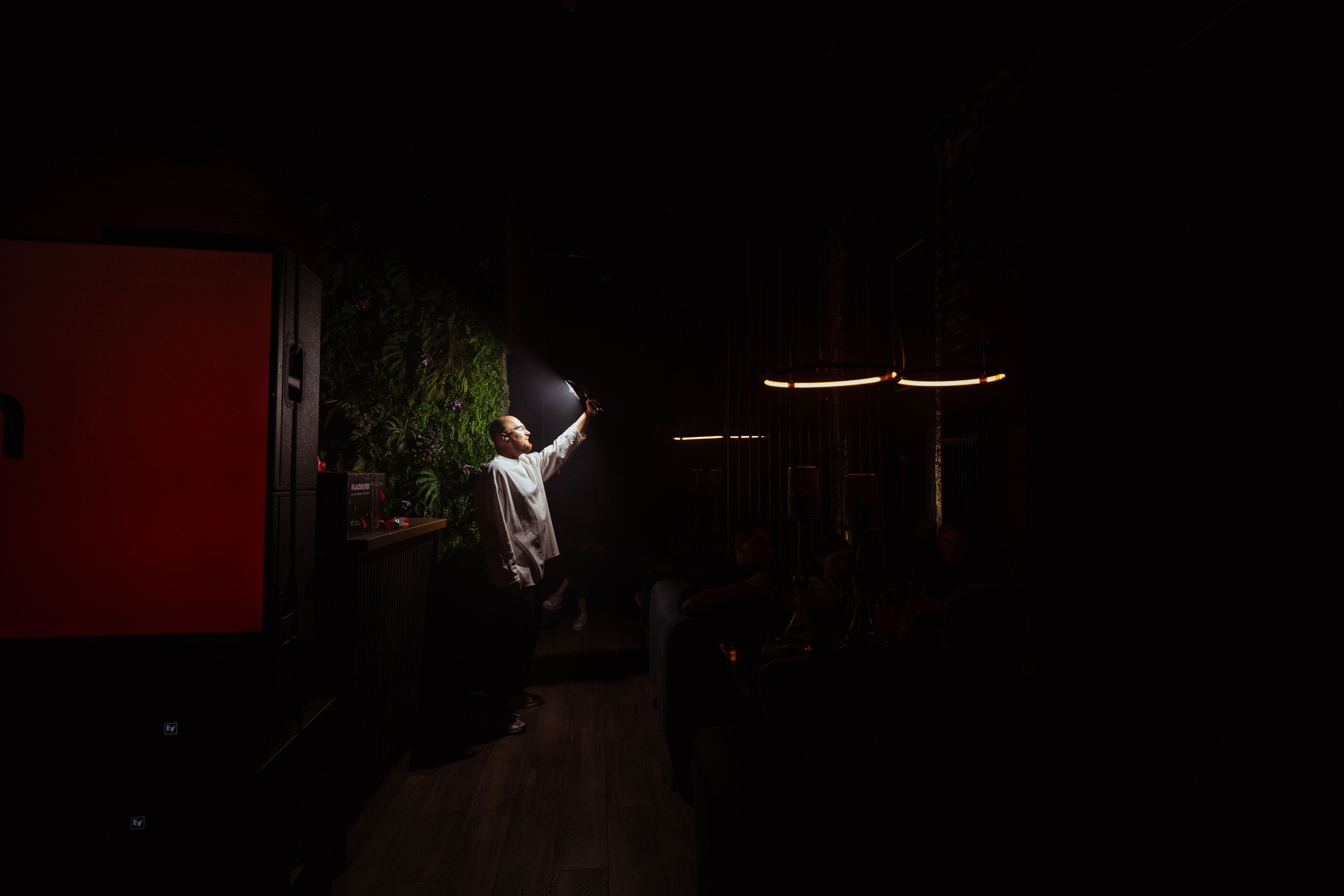 BURN x NIKO. Владимир Вершинин, тот самый свадебный видеограф