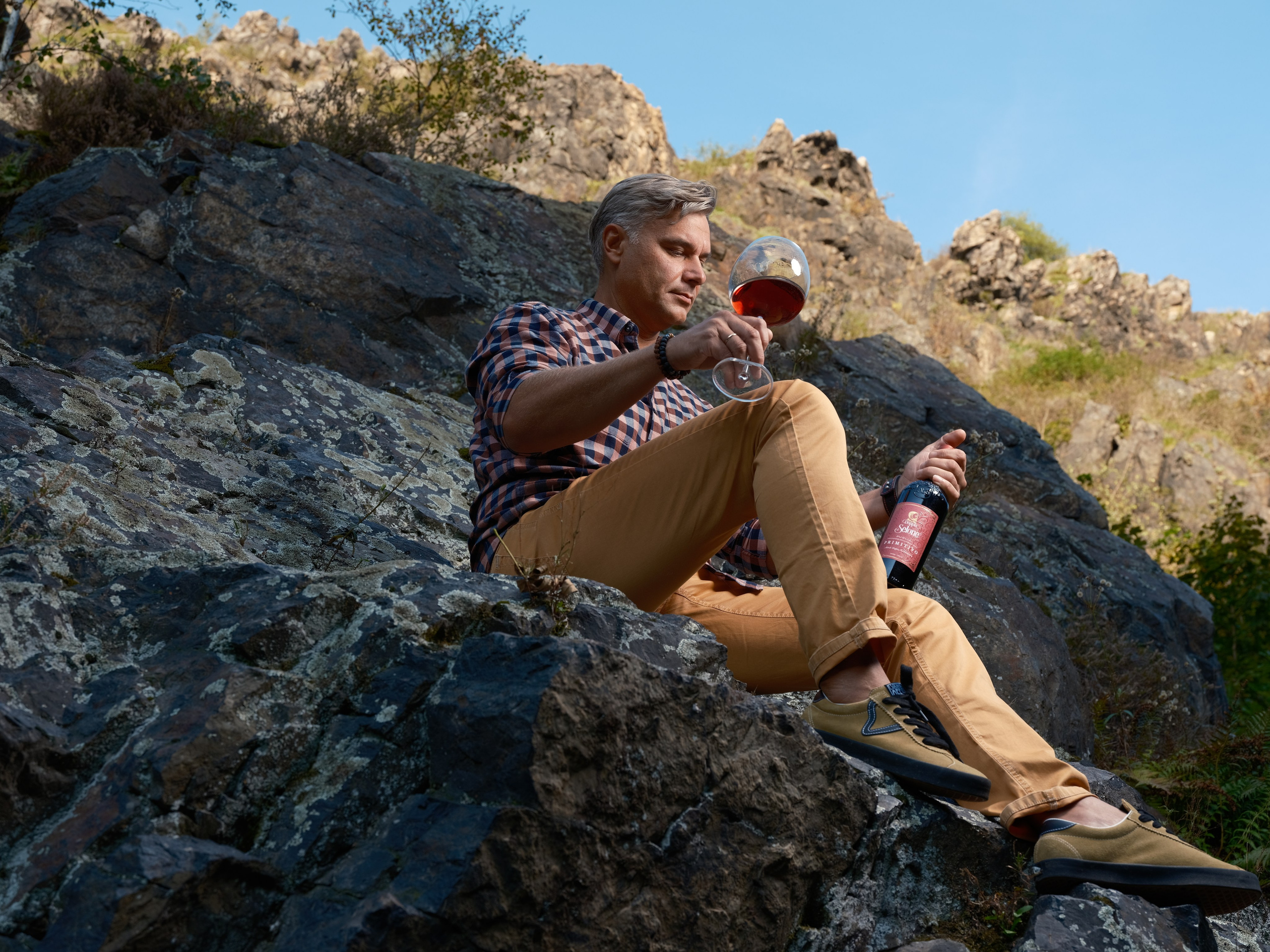 Вадим и вино. Фотограф в Москве и Праге: индивидуальные портреты, парные фотосессии