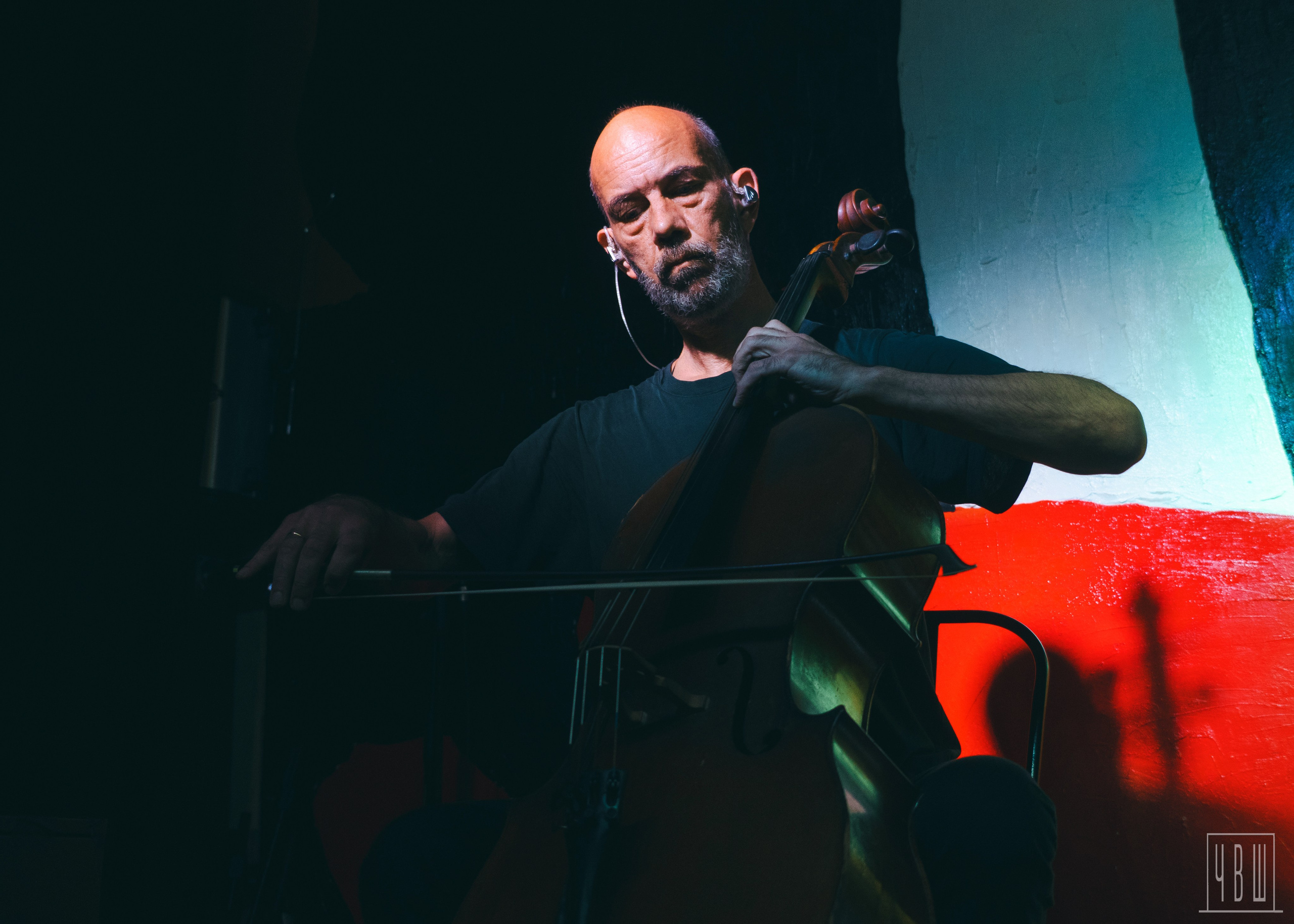 Бранимир, Акимов, Махова, 07.09.2025, Ящик. Человек в Шляпе