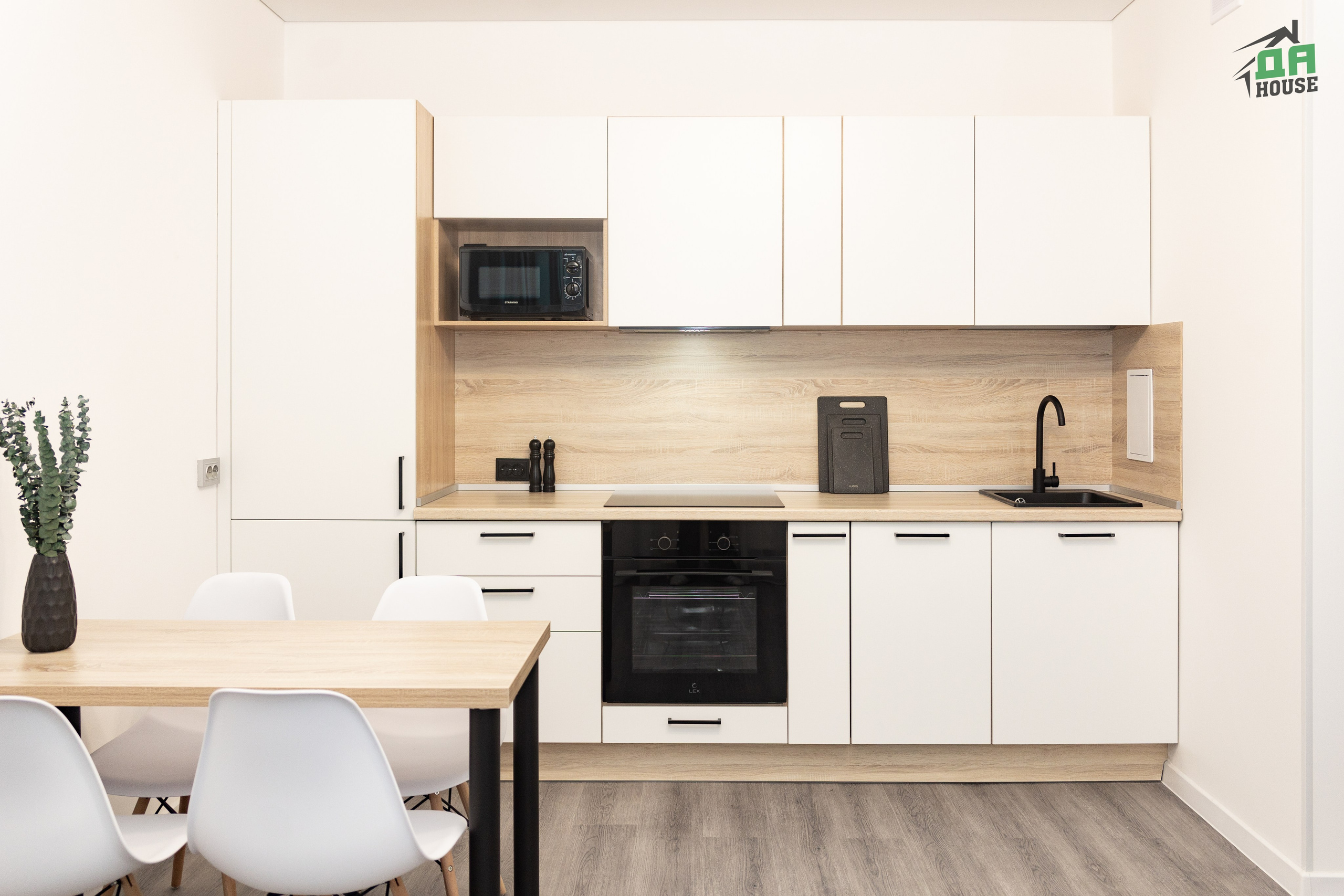 Компания Da House. Репортажный и портретный фотограф в Санктпетербурге. Видиосъемка мероприятий в Санкт-Петербурге