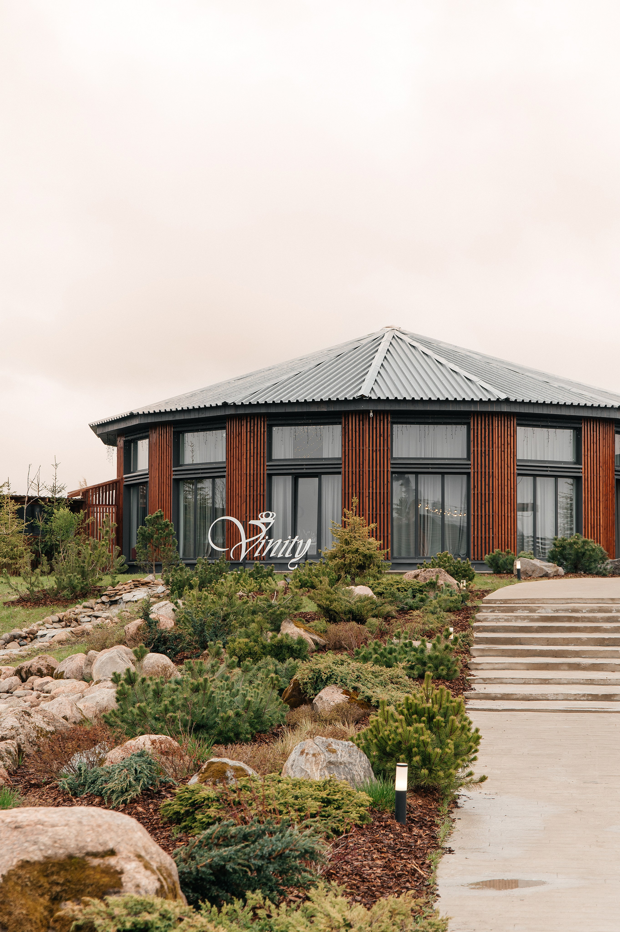 ANONS. Мария — Свадебный фотограф