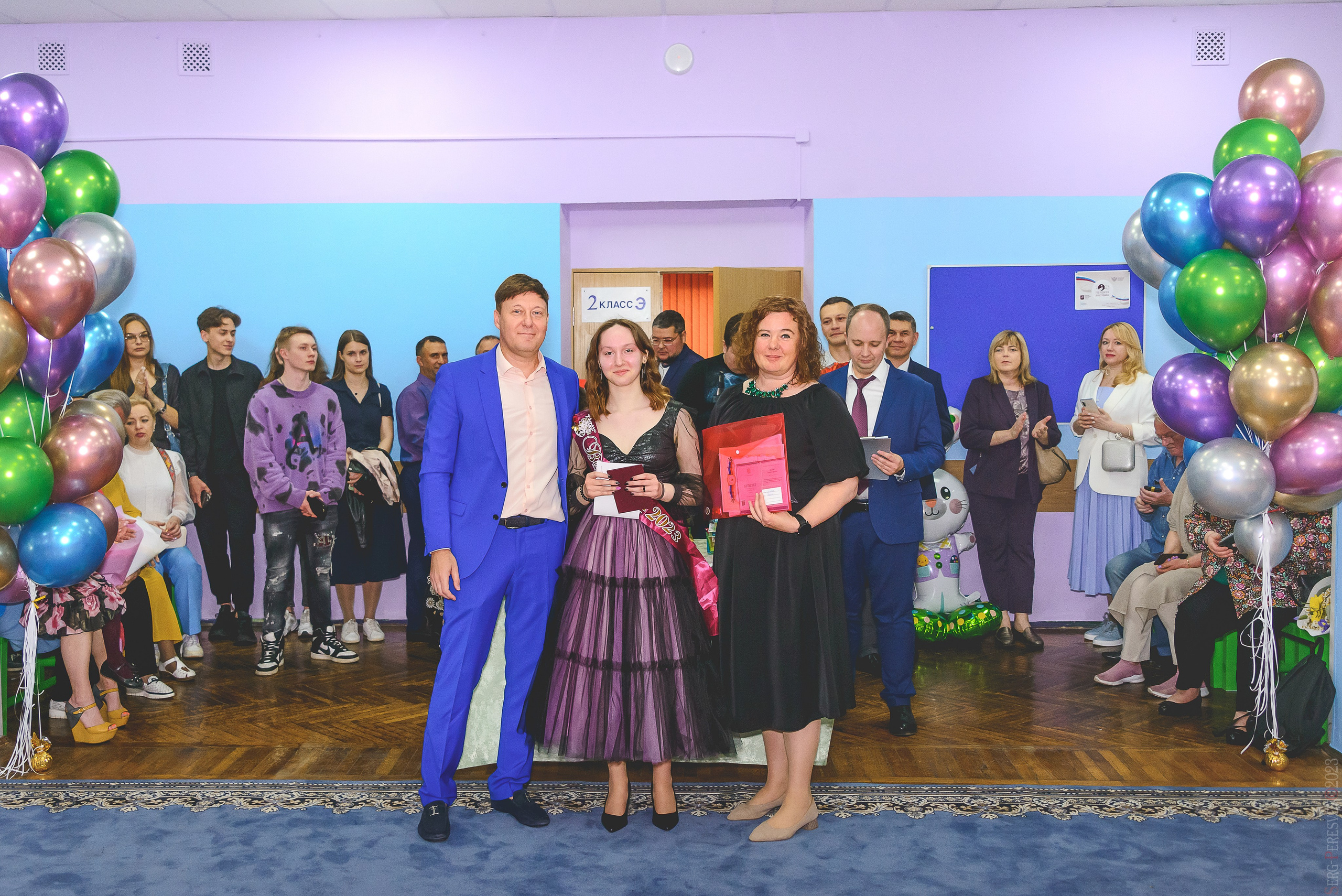 Выпускной 11 класс. Ваш фотограф на праздник в Москве, Раменском, Жуковском, Люберцах