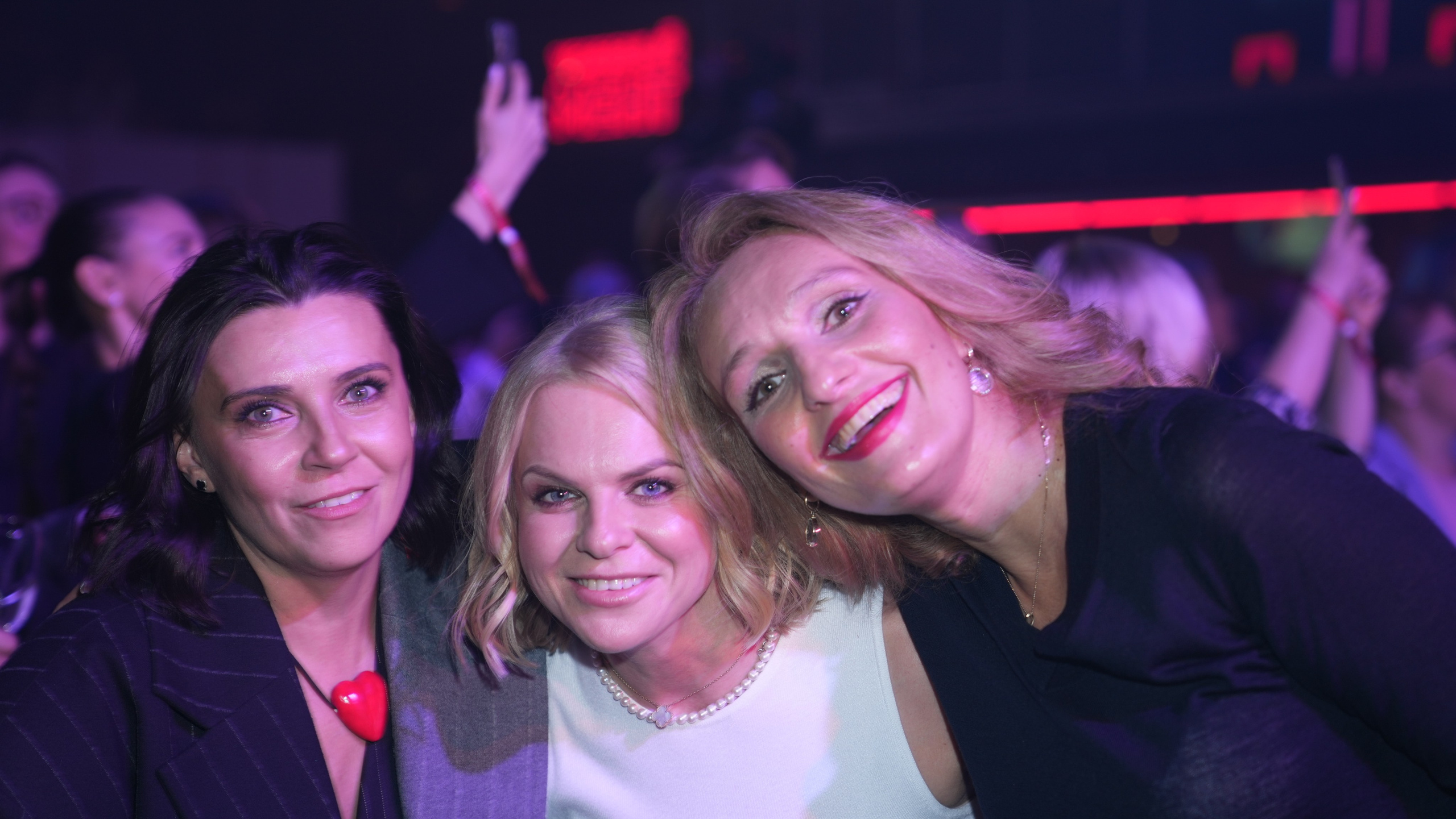 Презентация Пятого канала 01.10.2024. EVEREST PHOTO REPORT