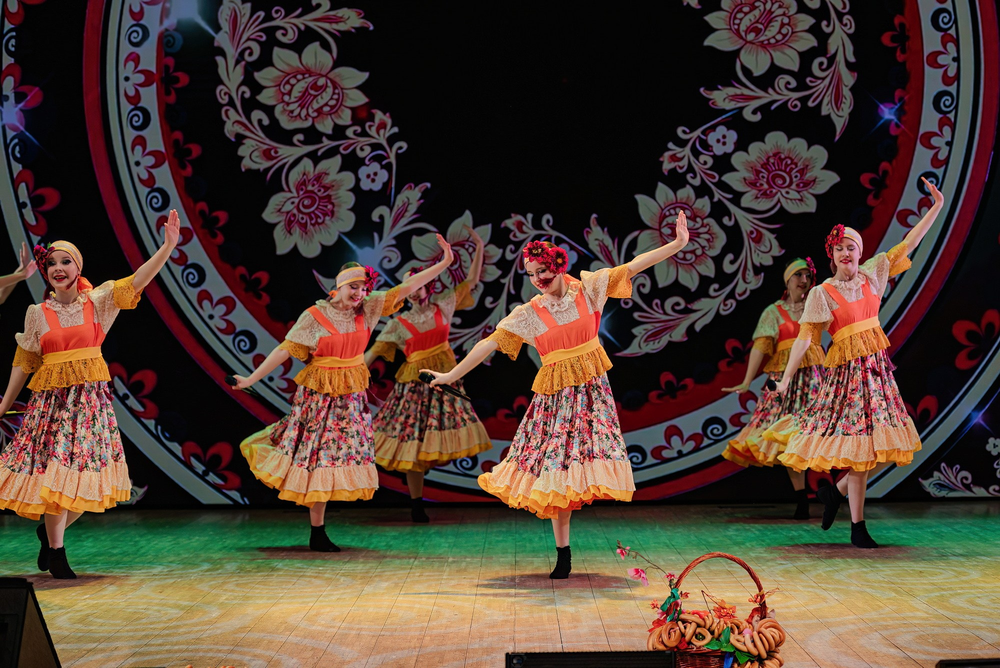 Отчетный концерт Образцового коллектива Алтая театра эстрадной песни «Созвездие». Свадебный и репортажный фотограф Никита Сницарев в Барнауле