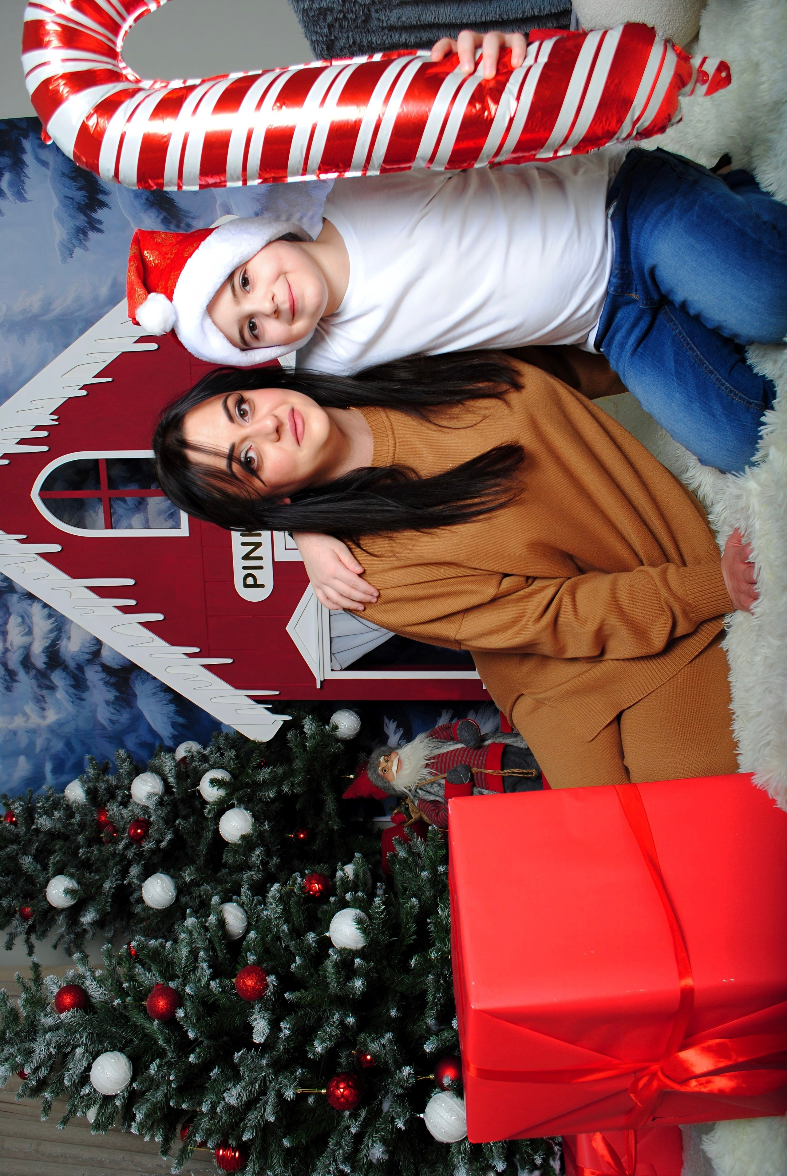 Мария и семья. Фотограф Мария Мусаелян