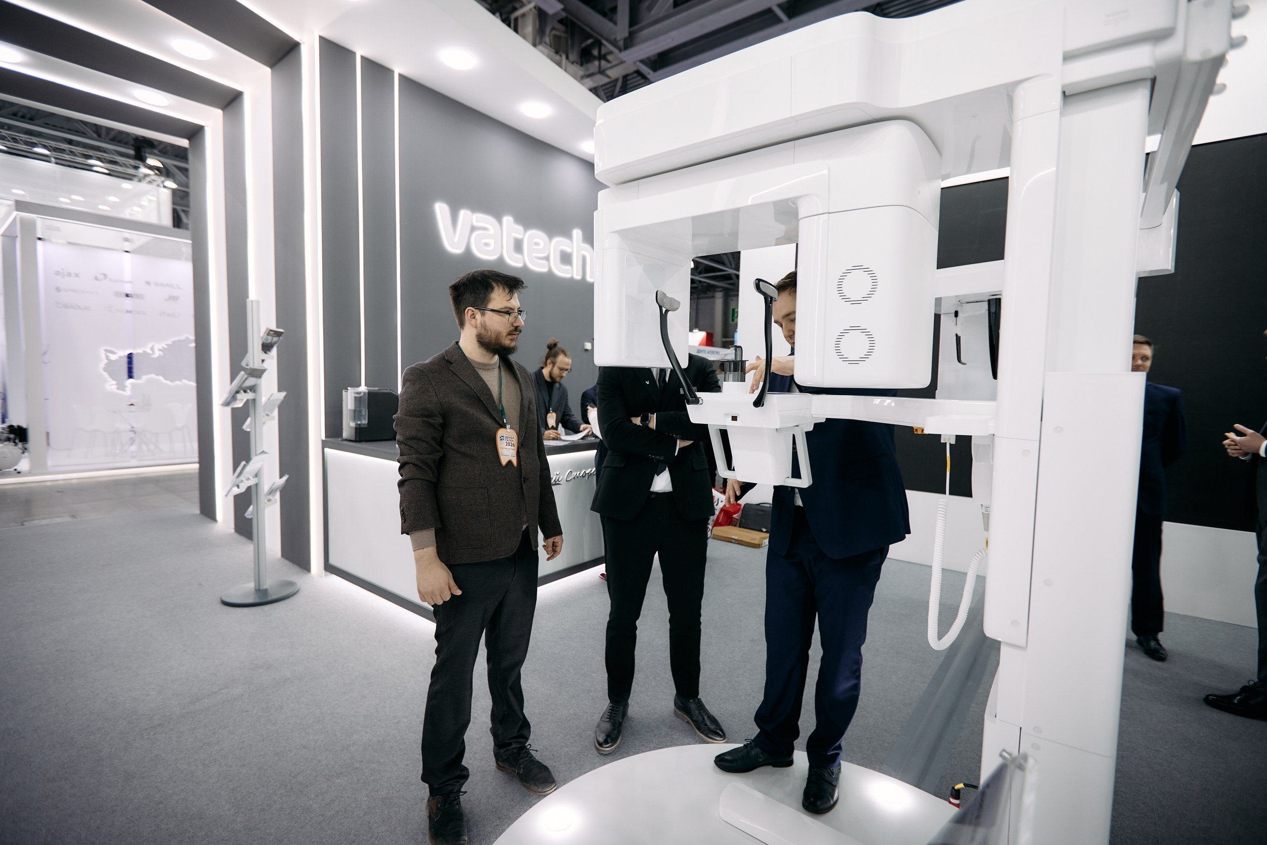 Дентал Салон 2026: Vatech. Свадебный и репортажный фотограф Дмитрий Кононенко