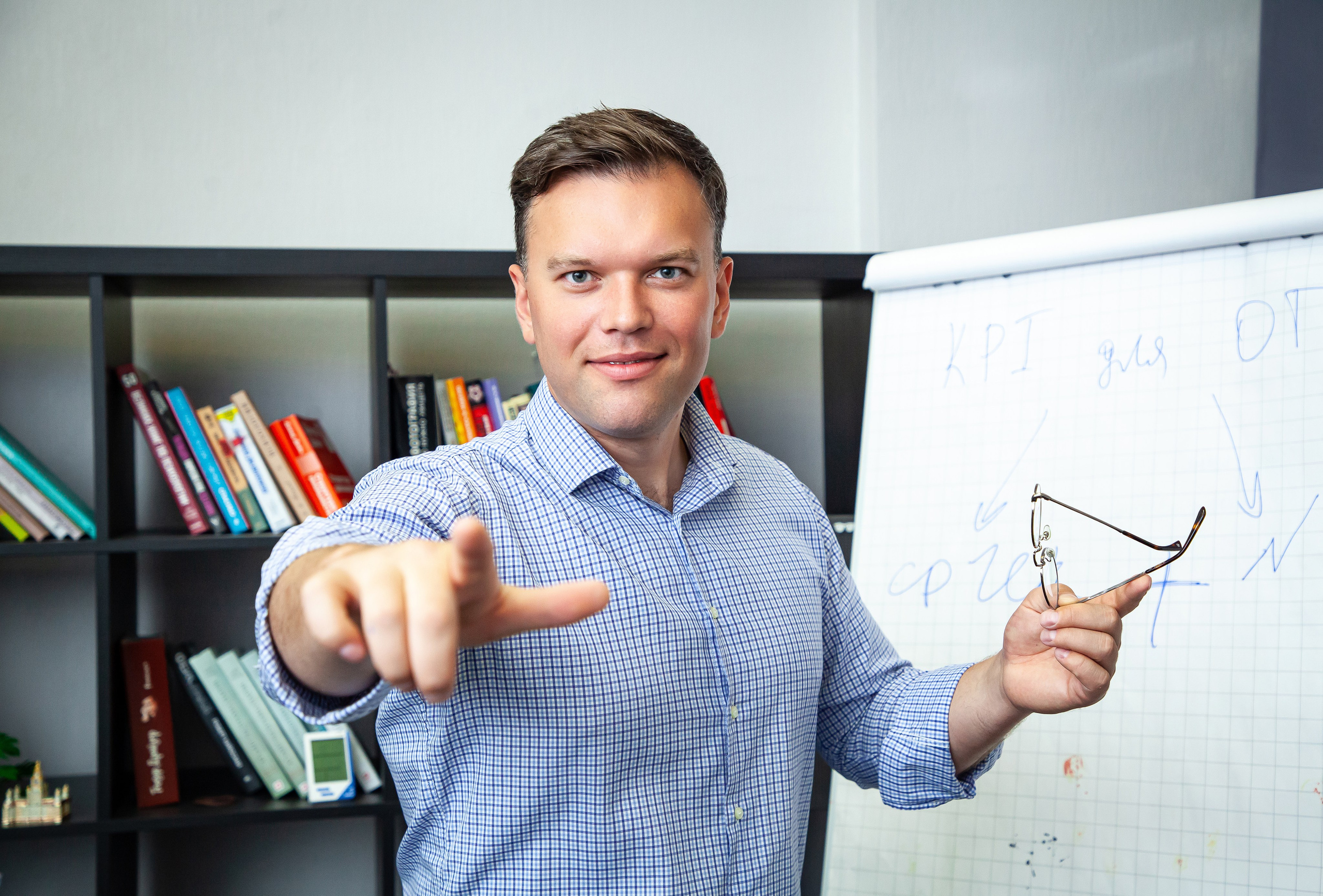 Профессиональные бизнес-портреты в Москве и Московской области. Фотостудия в Москве LUXARTPHOTO