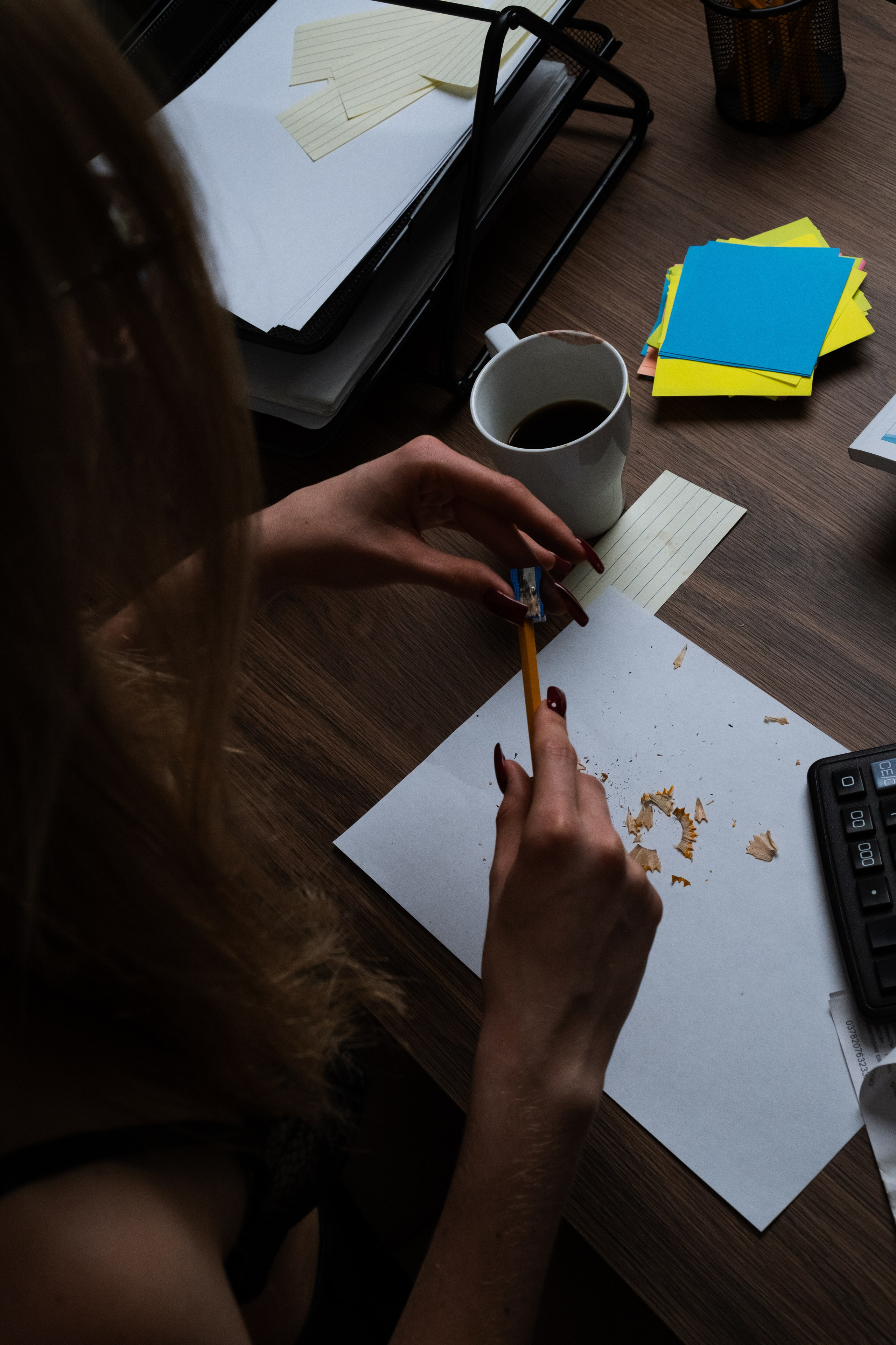 Катя вся в работе. Фотограф Коробова Екатерина