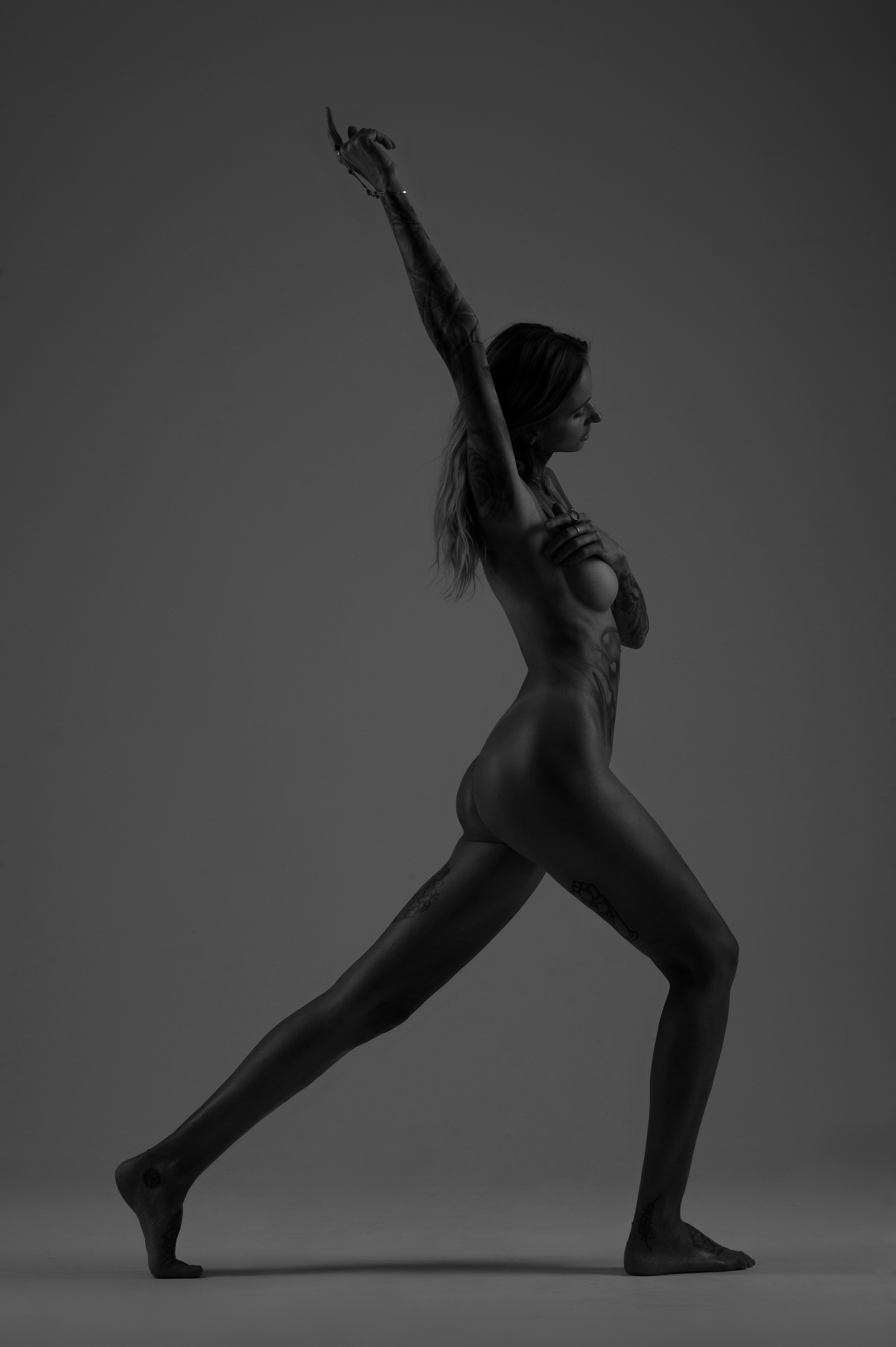 Фотосессия в стиле минимализм. Александр Mr.Brass — фотографирую женский портрет в Москве