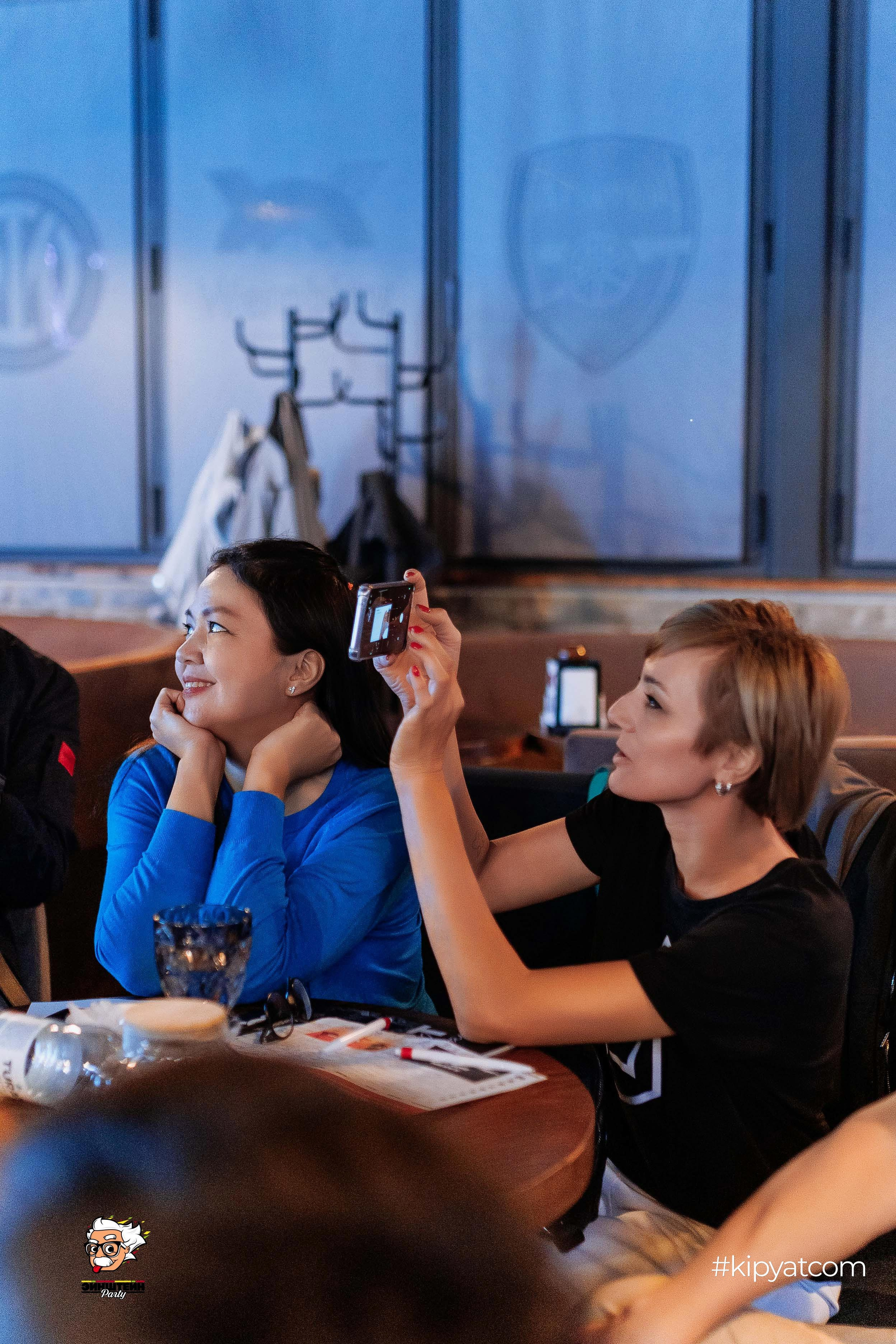 Эйнштейн Party