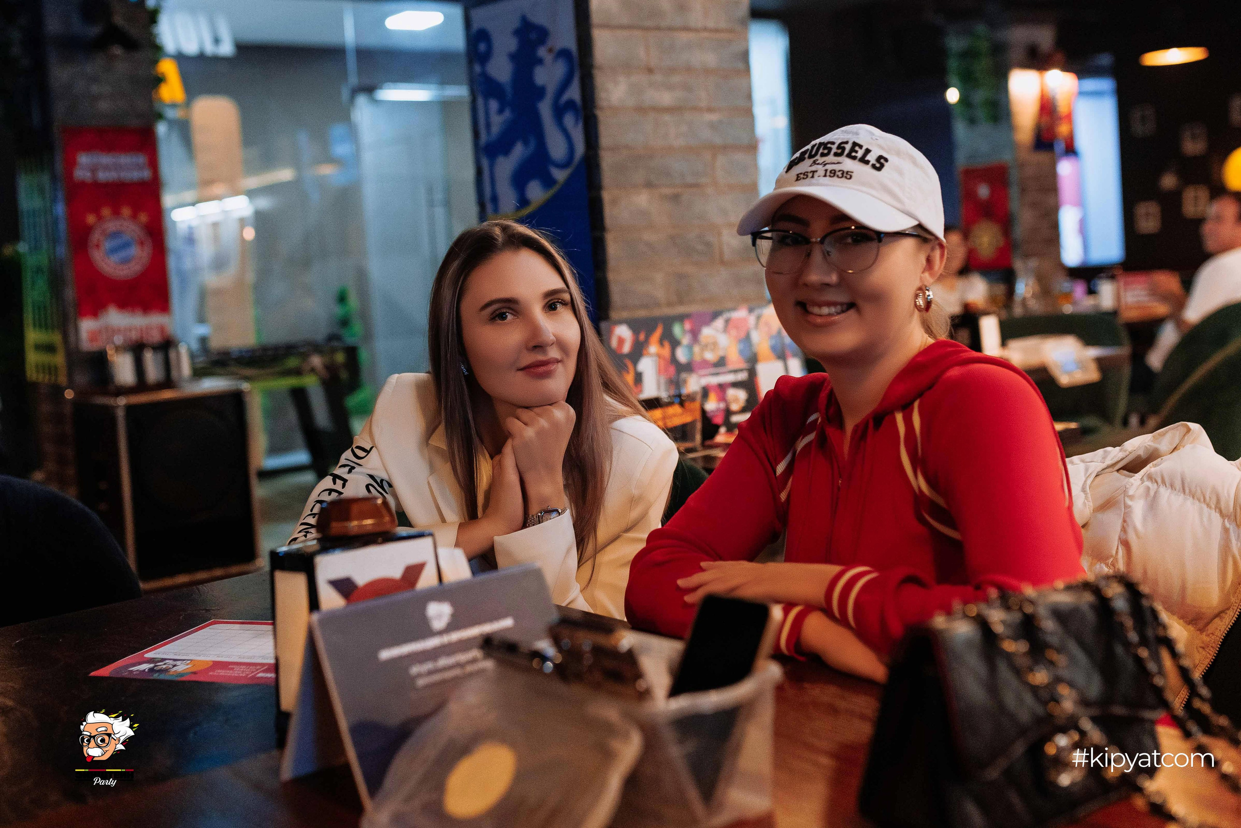 Эйнштейн Party