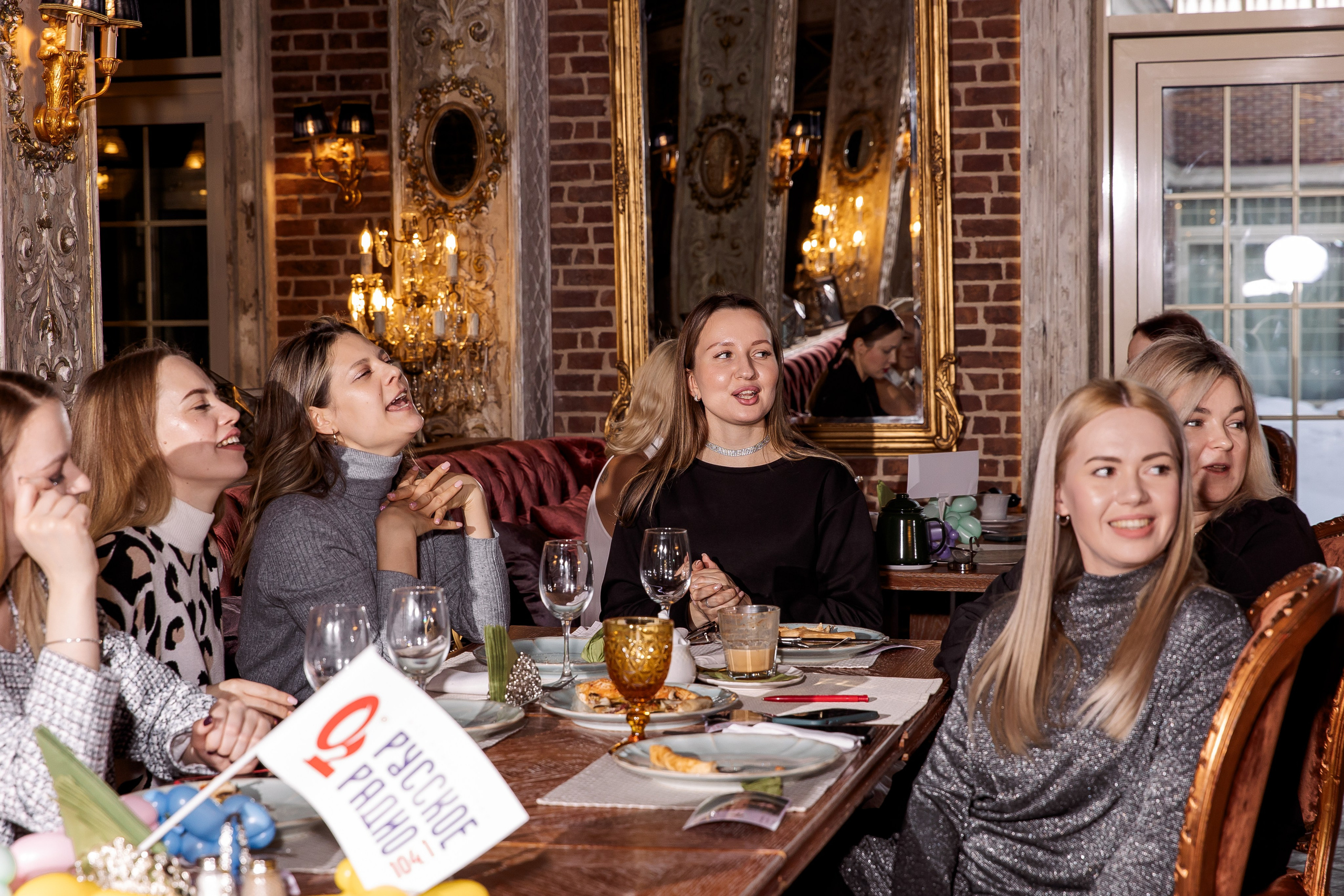 Караоке квиз-девичник. Свадебный и семейный фотограф в Челябинске Юлия Ишимова