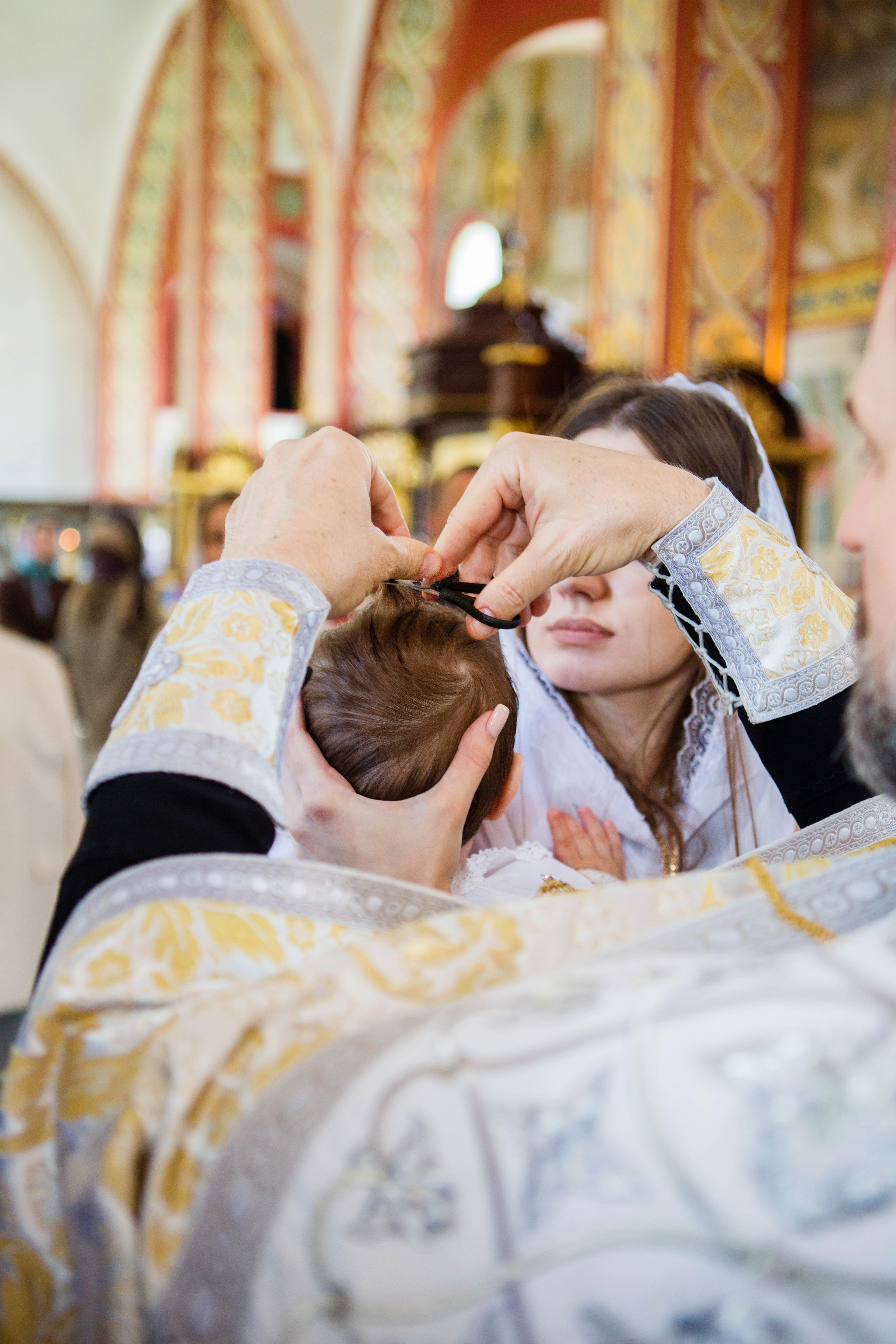 Крещение Александра. Храм Святого Духа. Свадебный семейный и детский фотограф в Краснодаре Карина Федоровская