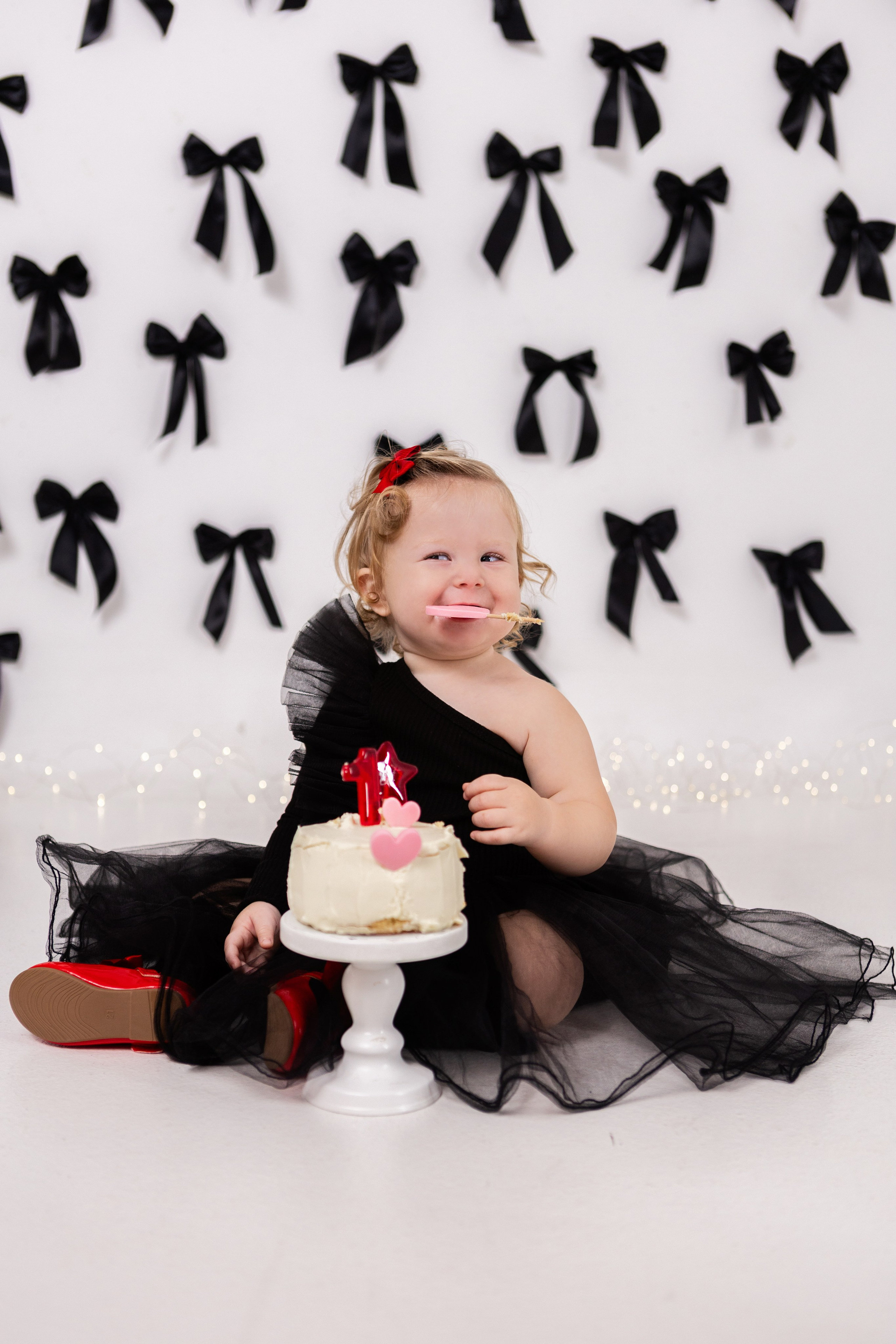 Еве 1 годик. Фотостудия «Антураж». Свадебный семейный и детский фотограф в Краснодаре Карина Федоровская