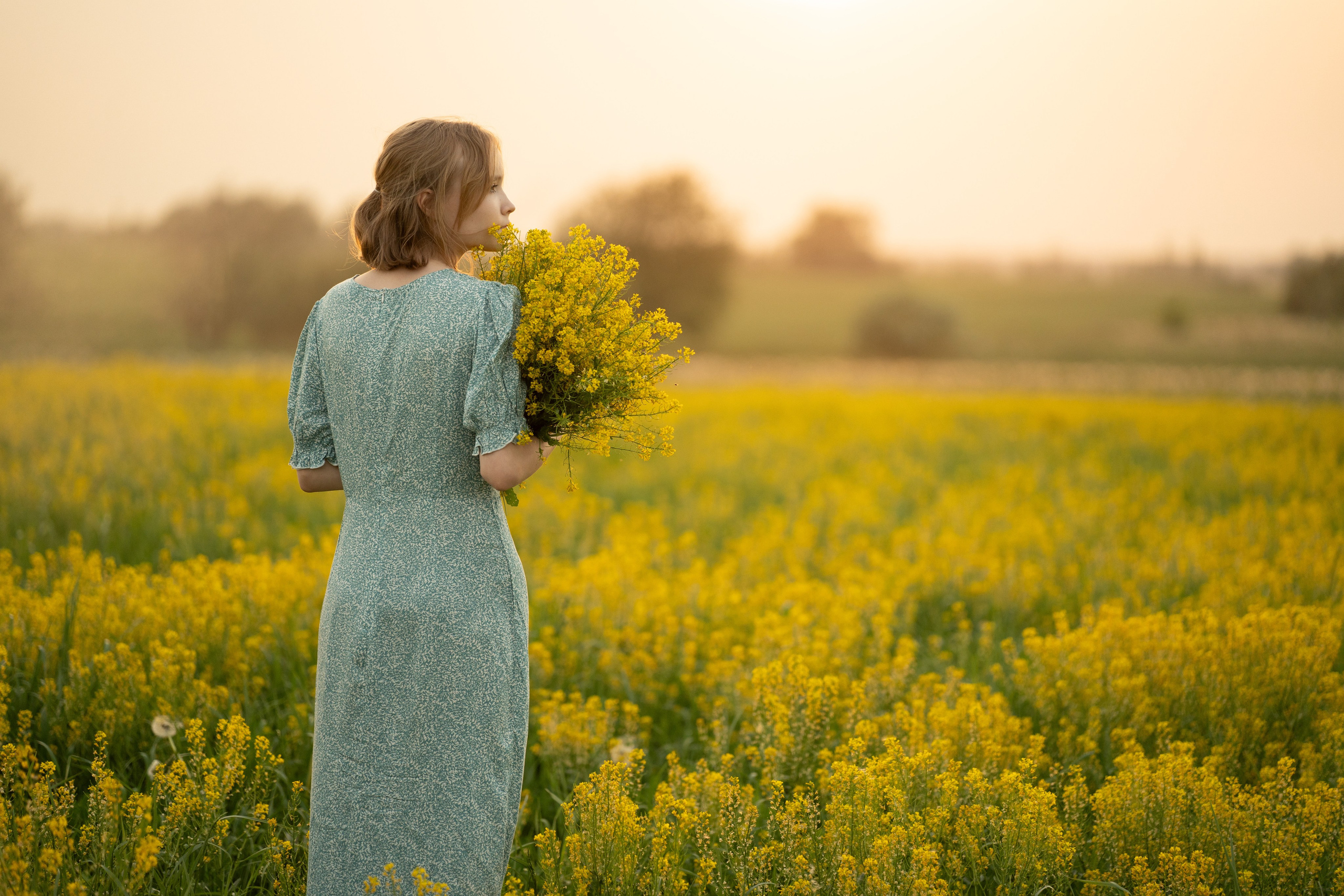 фотосессия детей летом, фотография детей фотосессия, сделать фотографию ребенка, детская фотосессия ребенка, фотосессия с ребенком, фотосессия в цвету, фотосессия с цветами, фотосессия в поле, фотосессия на закате, девичья фотосессия, детский портрет