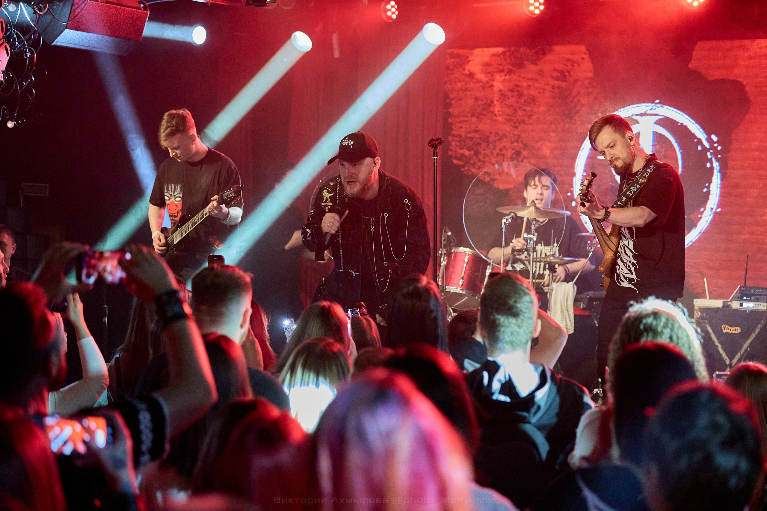 26.06.2024 iOstra 16 Тонн. Виктория Ахмылова. Фотограф в Москве