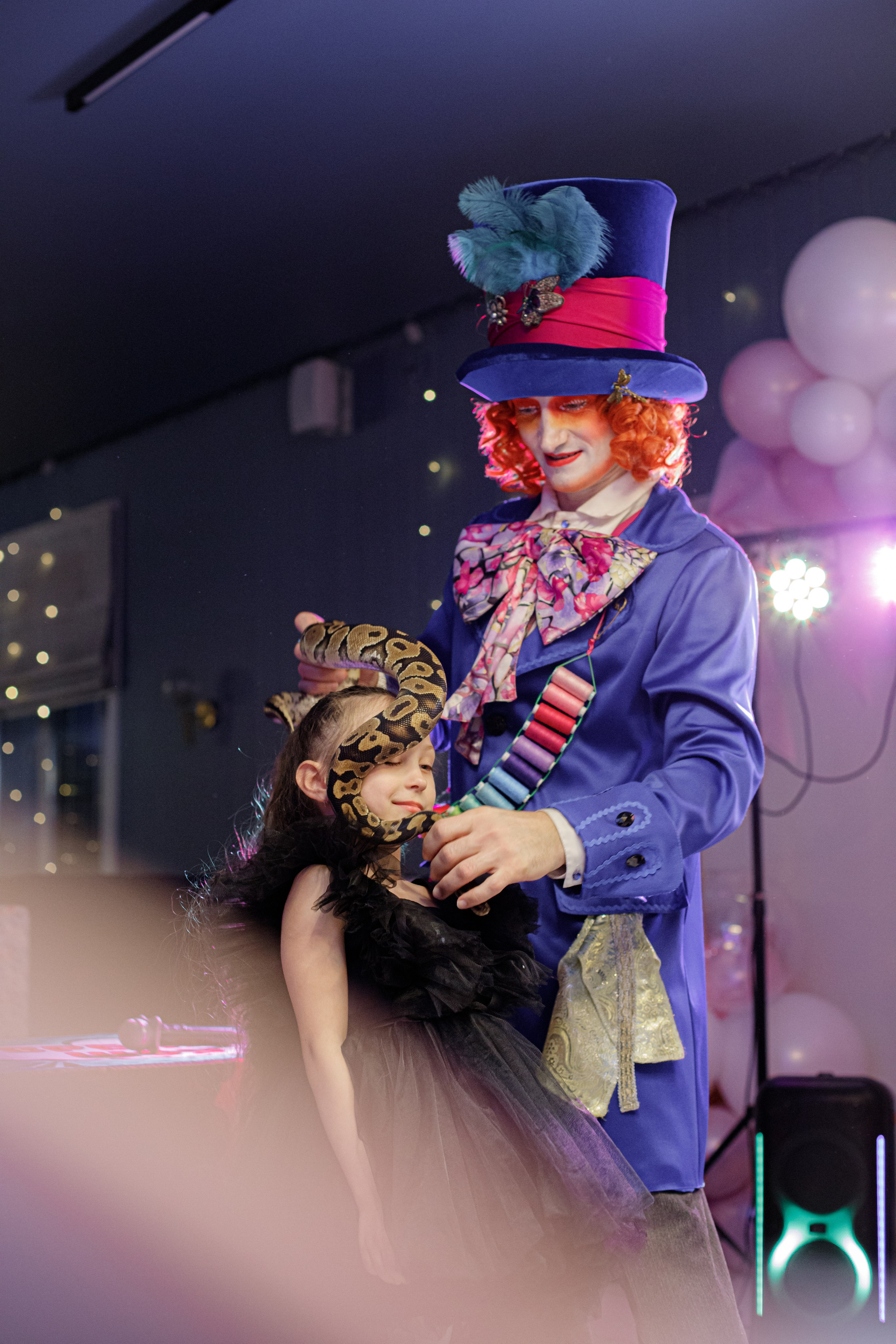 ASIA'S BIRTHDAY PARTY. Photokarish