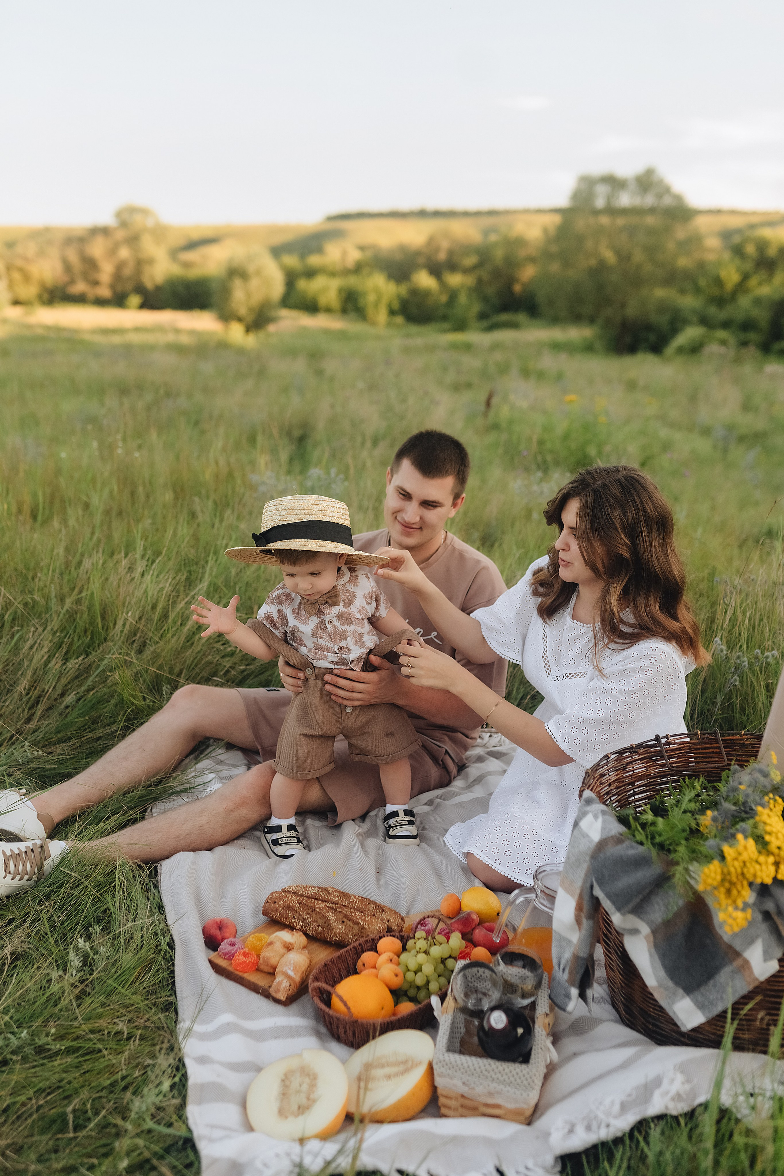Светлана, Сергей и Женя | Семейная съемка на закате. Фотограф Карина Шмулёва. Воронеж и область