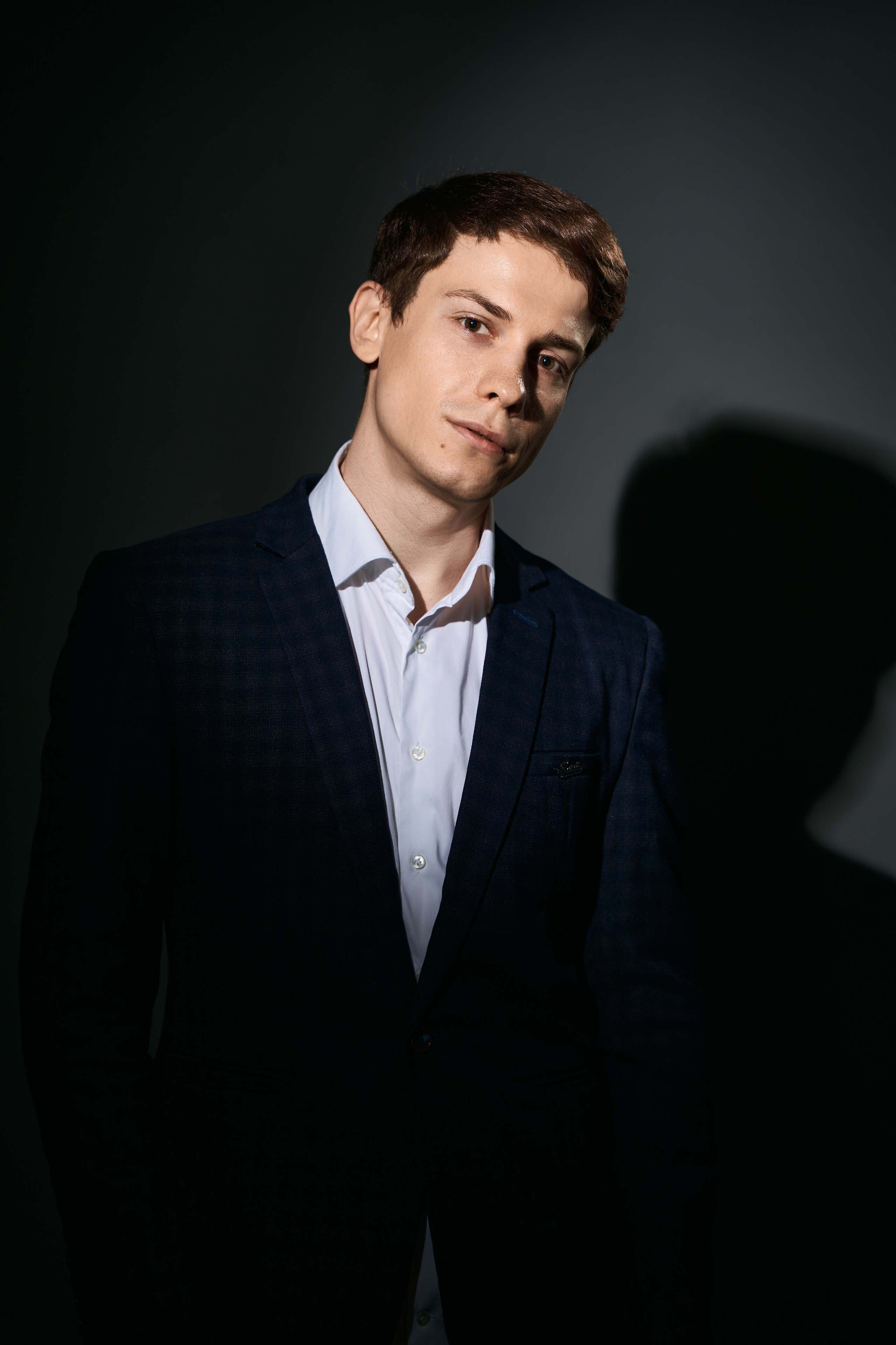 Актёрские портреты для Артёма. Фотограф в Москве Михаил Елизарьев