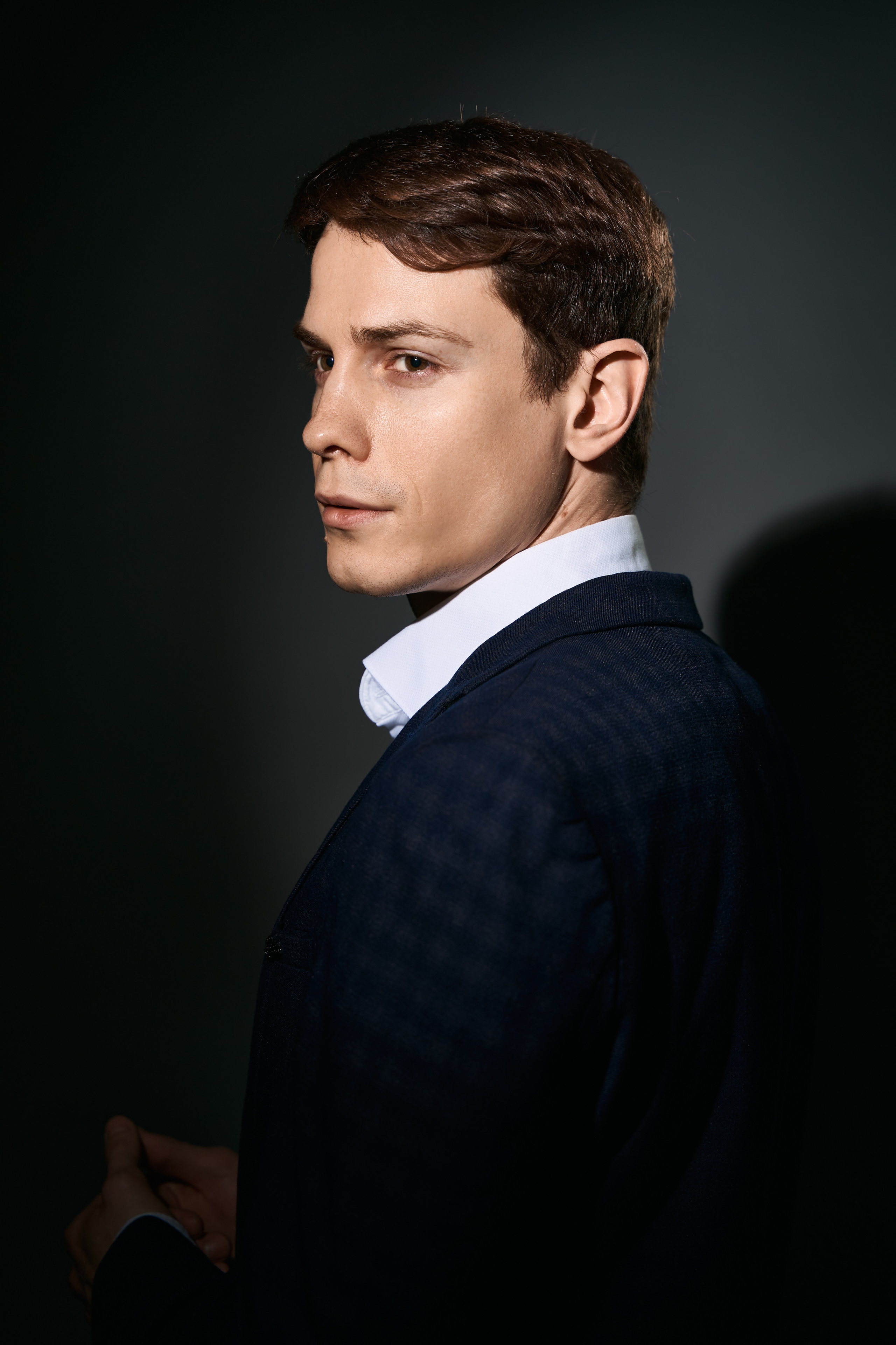 Актёрские портреты для Артёма. Фотограф в Москве Михаил Елизарьев