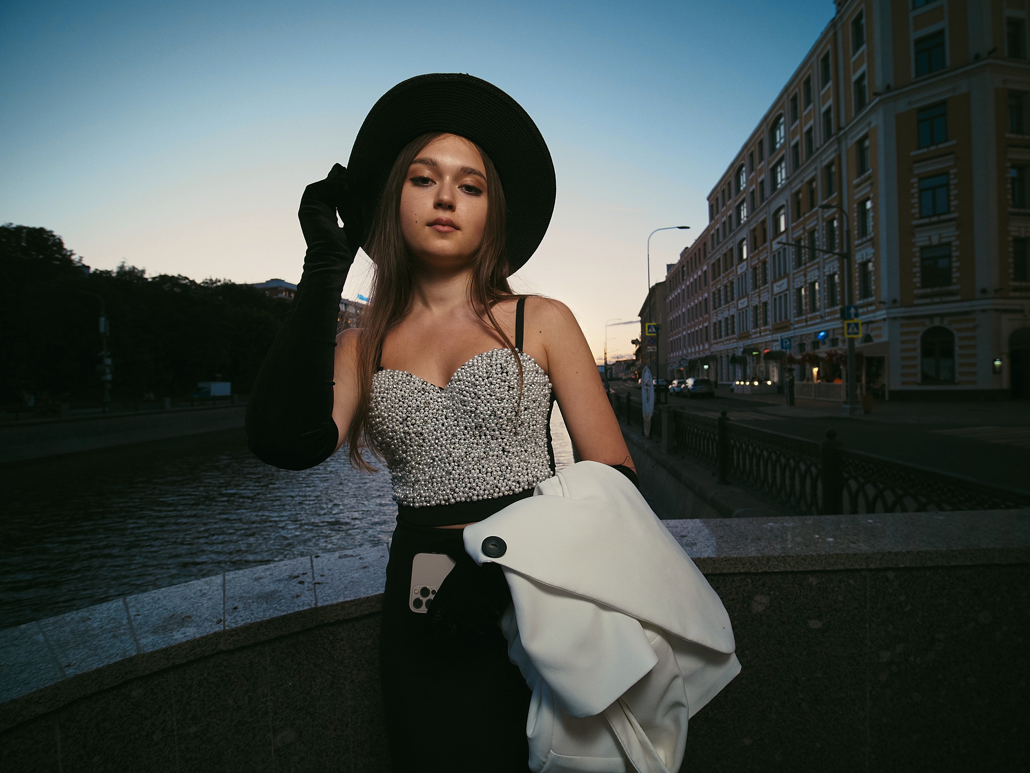 Вечерняя съёмка для контента. Фотограф в Москве Михаил Елизарьев