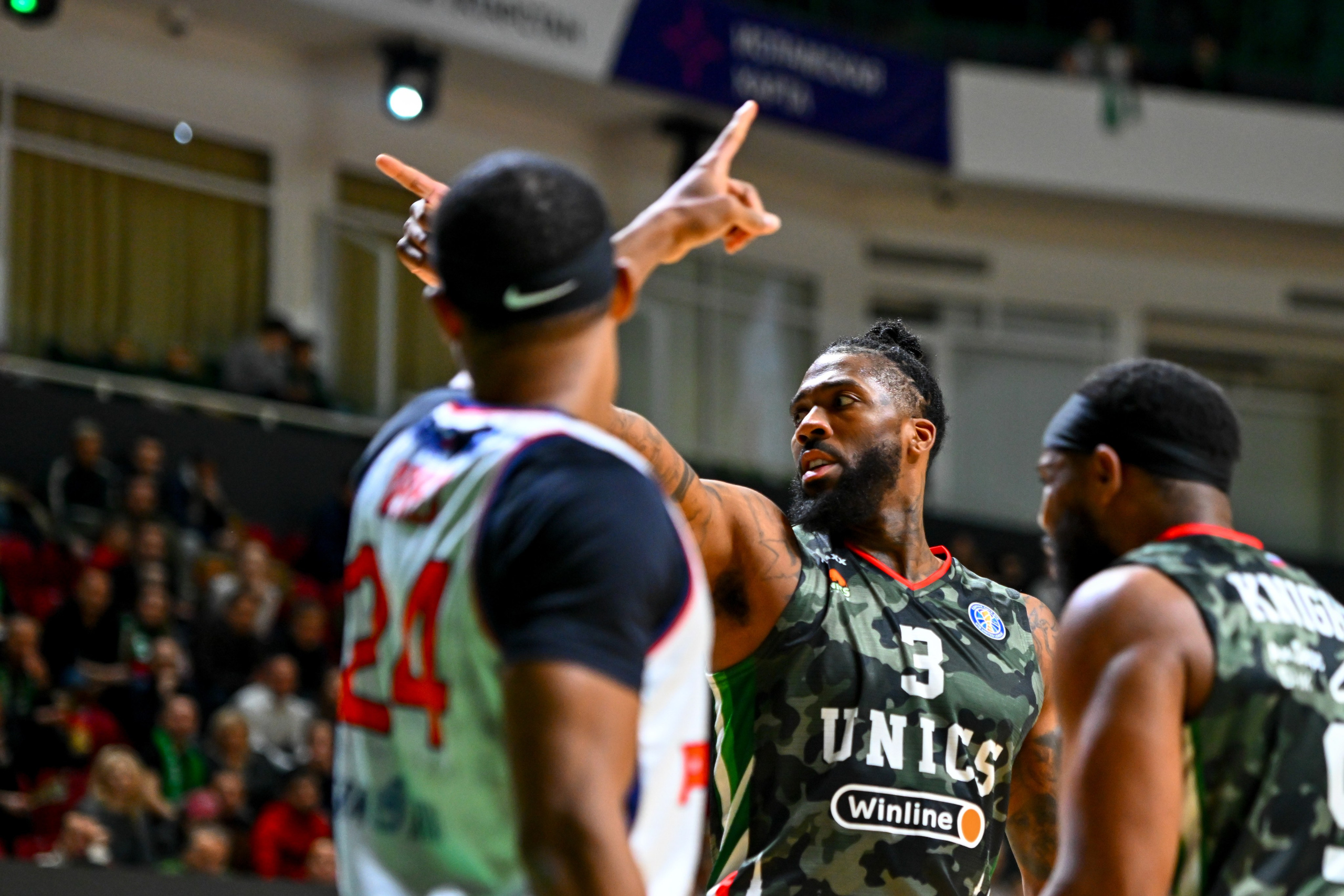 Баскетбольный фотограф. Спортивный и репортажный фотограф в Казани Вячеслав Сатонин