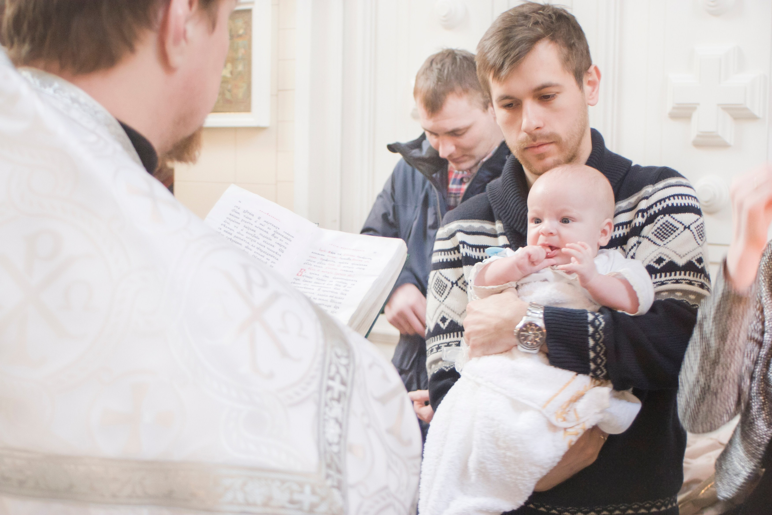 Крестины малыша Егора. Фотограф Нина Брандт в Горном Алтае