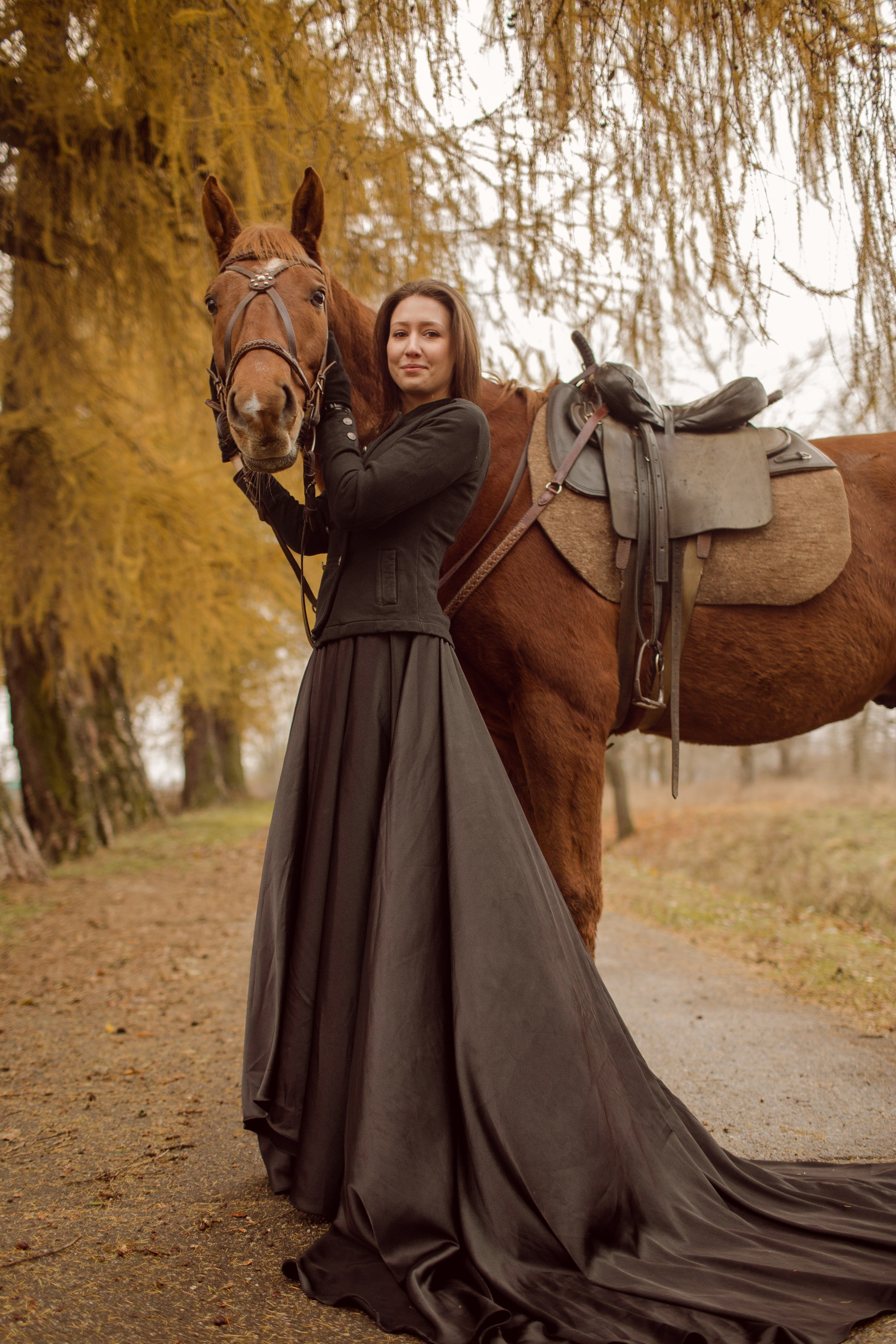 Фотосессия с лошадью поздней осенью