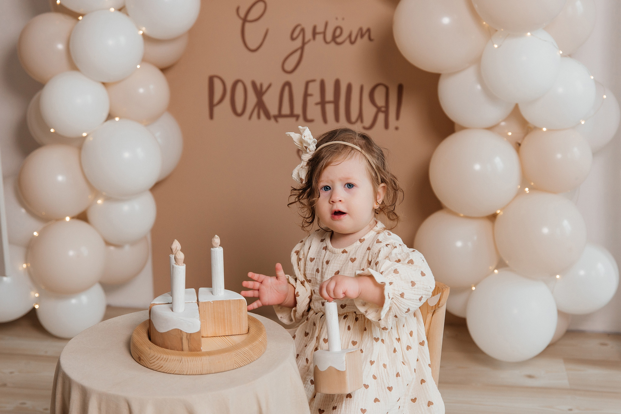 Годик Софии. Фотограф новорожденных Тверь Диана Муляева