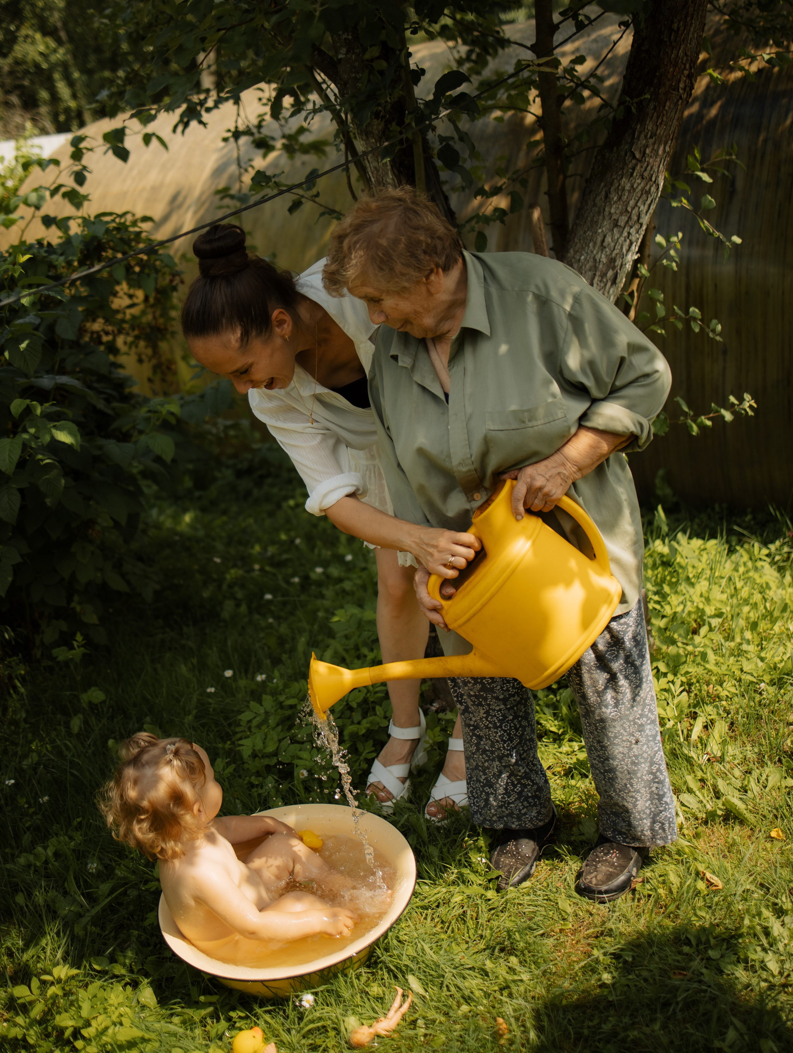 Дачная фотосессия летом у бабушки. Фотограф Углич и Ярославль Ольга Тятюшкина