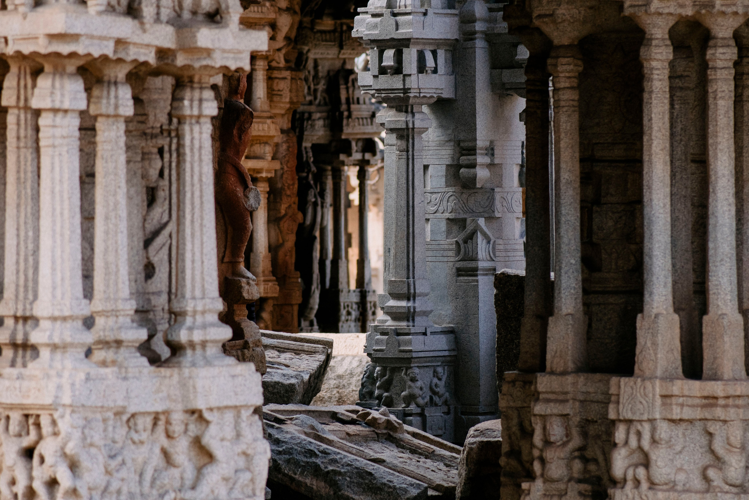 Hampi street. Iraogo