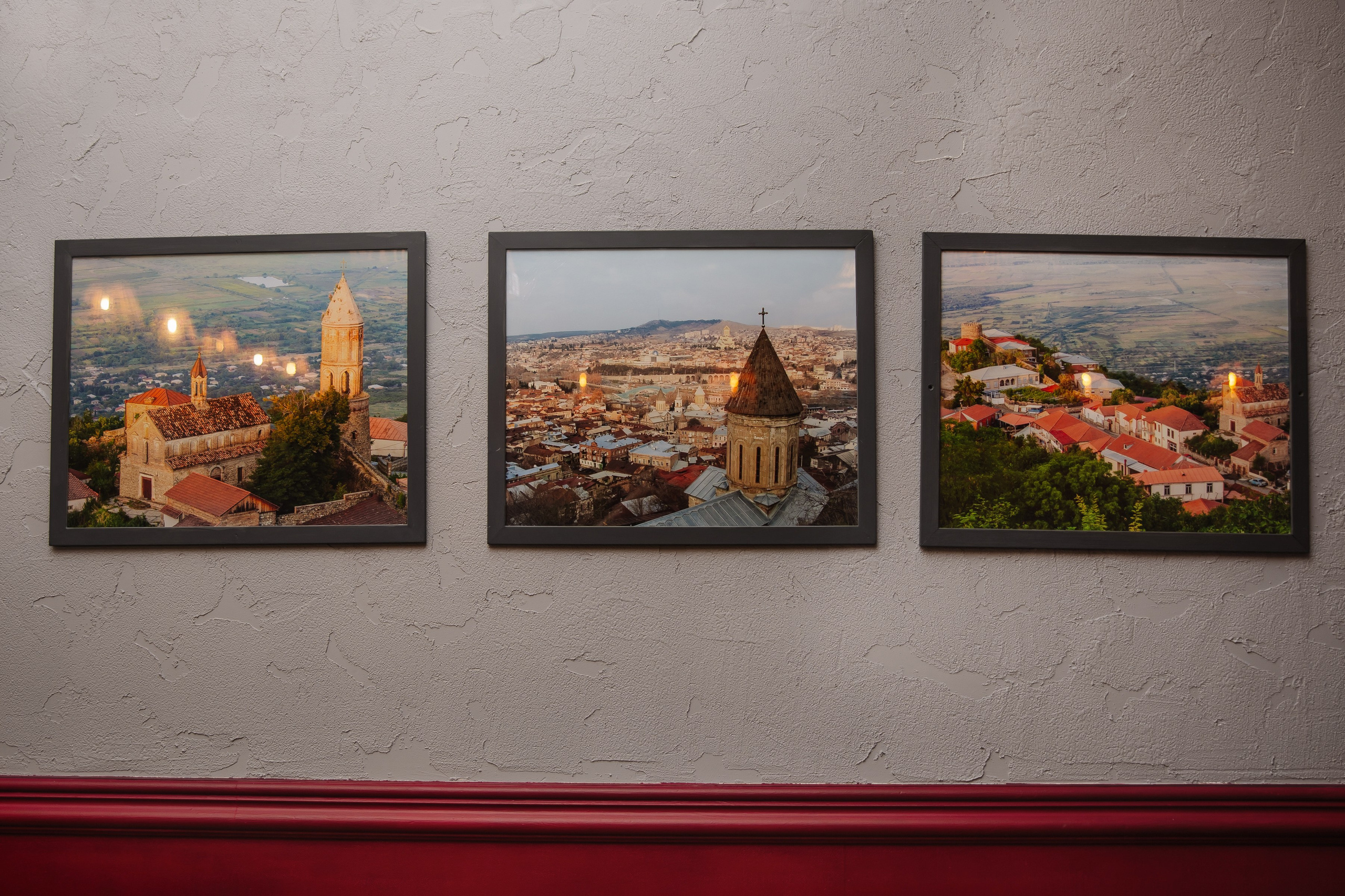 Интерьерная съёмка для ресторана «Харчо». Фотограф в Краснодаре