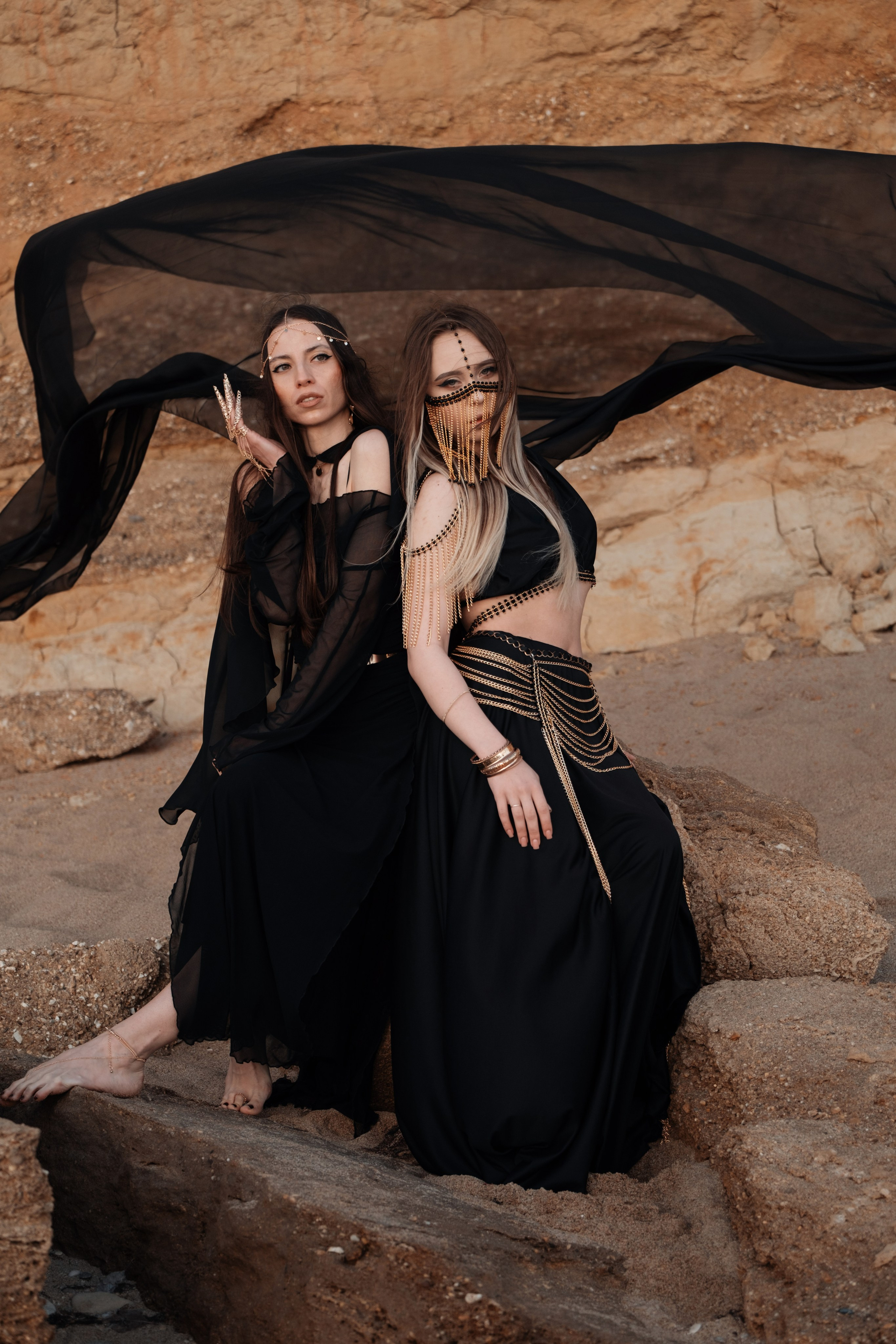 Фотосессия у моря, арабская эстетика. Профессиональная фотосъемка в Крыму. Натуральные эмоции и живые кадры. Забронируйте дату прямо сейчас!