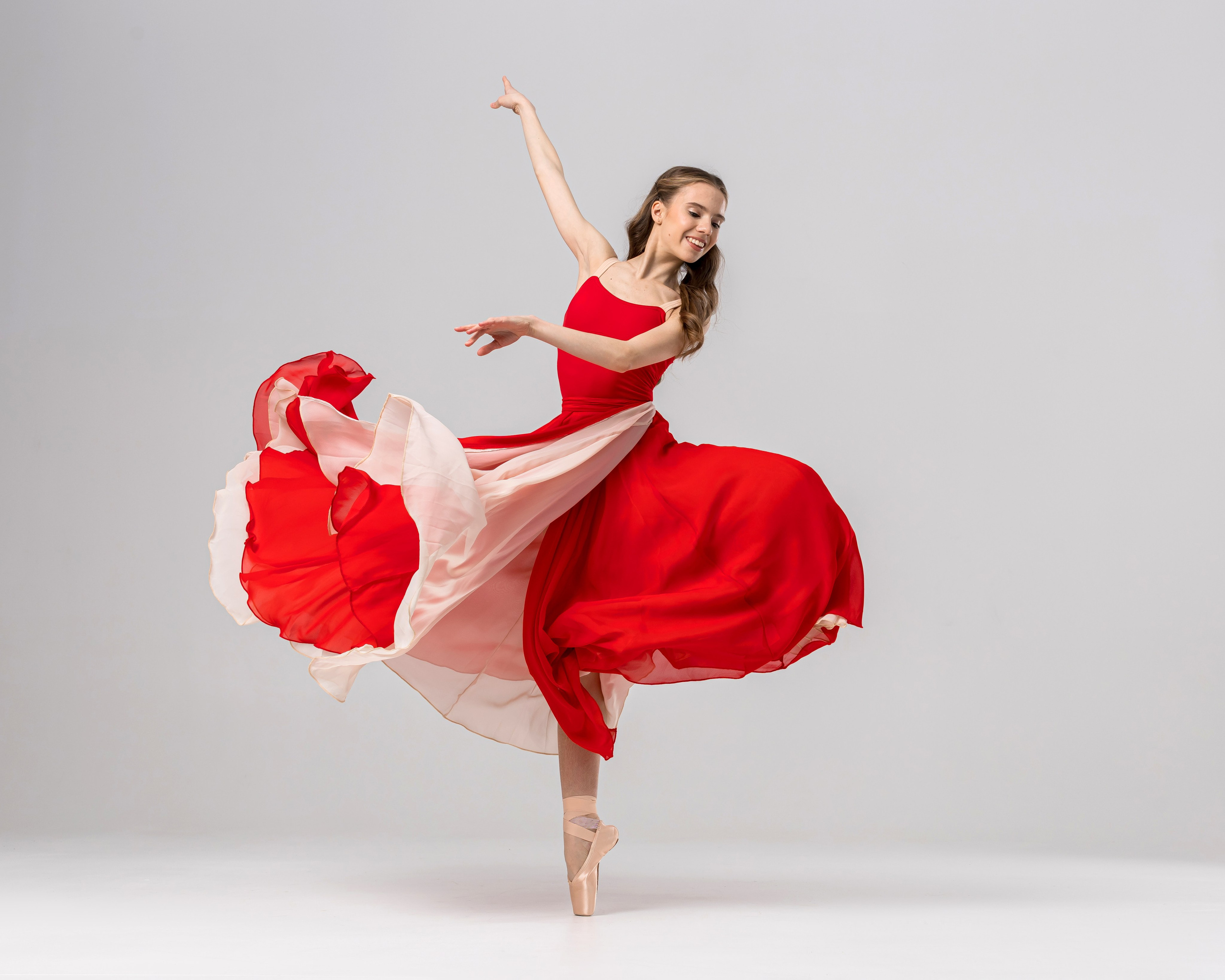 Красно-бежевая двухсторонняя юбка напрокат для фотосессии. Балетный фотограф Алина Ханько — Душа Балета