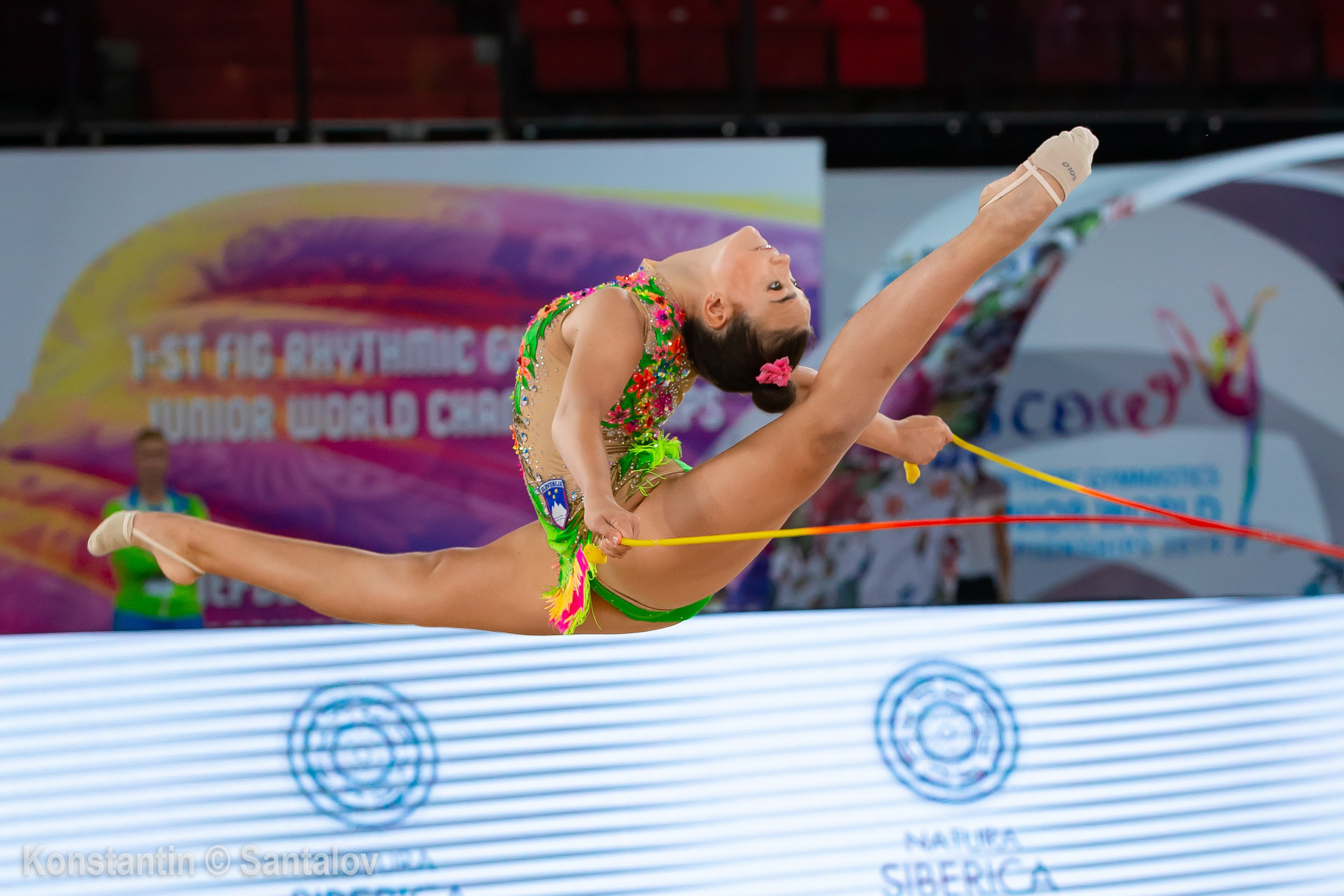 I Чемпионат мира среди юниорок, 2019, Москва. GYM-PHOTO. Спорт в кадре