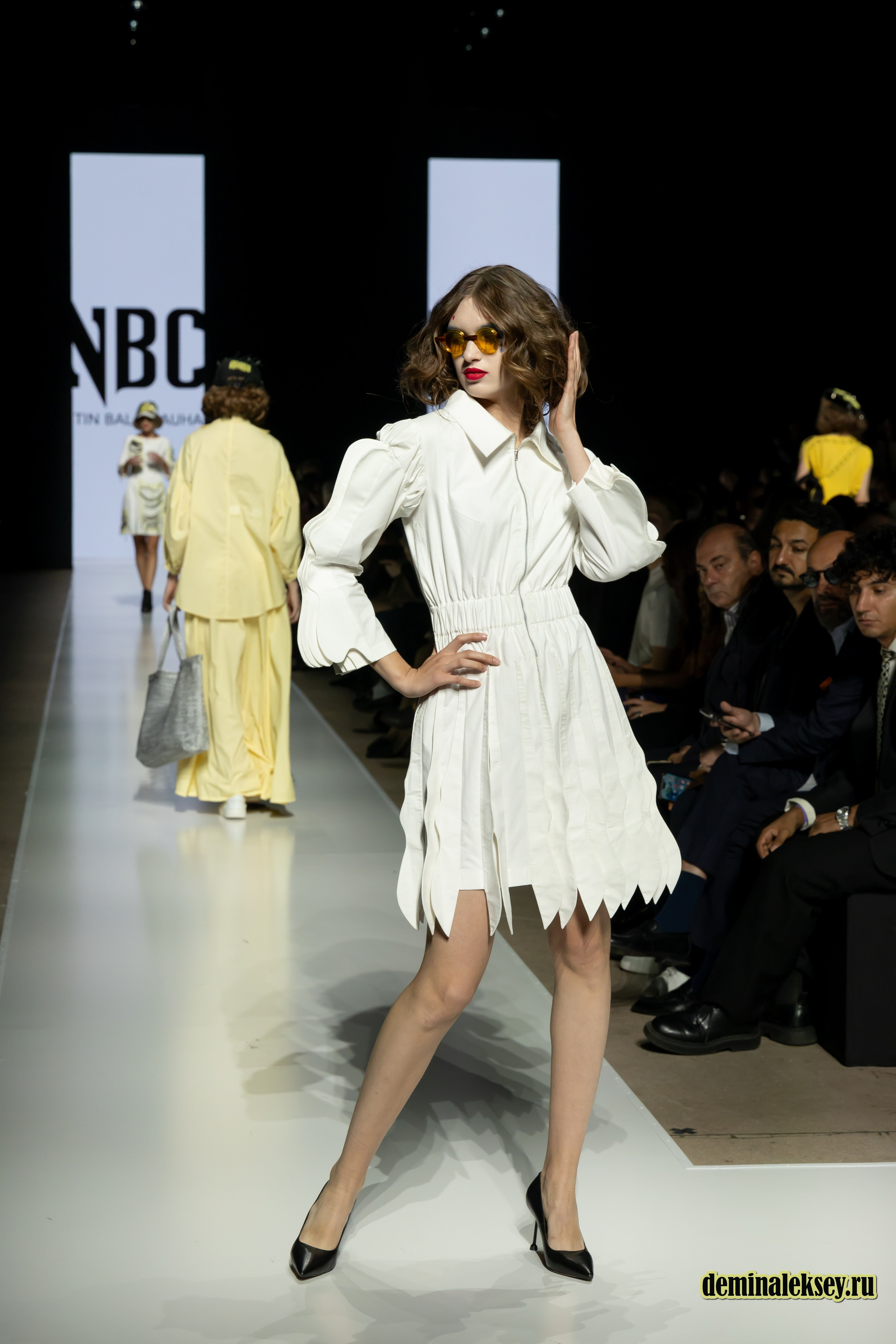 Московская неделя моды 2024 9 октября дизайнер NITIN BAL CHAHUAN presented by Fashion Design Council of India. Репортажный, семейный и студийный фотограф в Москве Демин Алексей