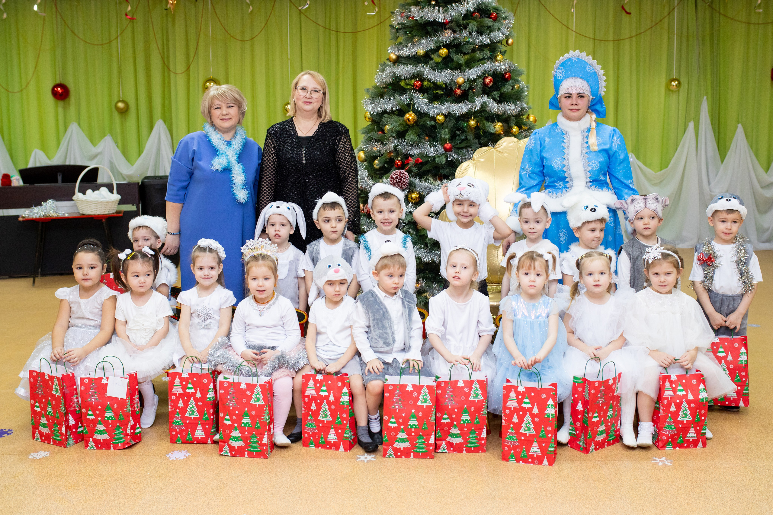 Жаконя. Новогодний утренник. Фотограф в Новосибирске Ася Зверева