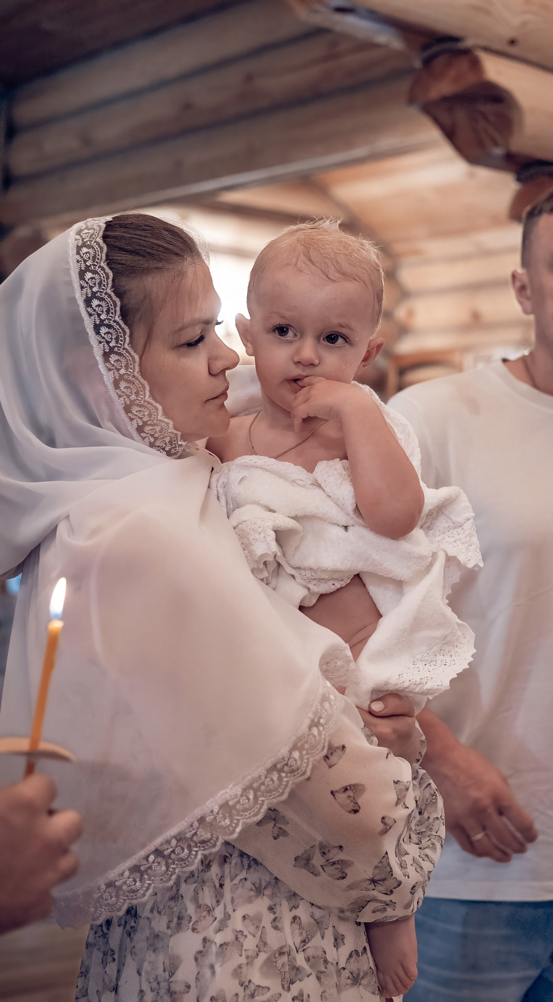 Крещение Витюши в храме священномученника Амфилохия. Фотографы крещения/венчания  Красноярск Татьяна и Вячеслав Переваловы