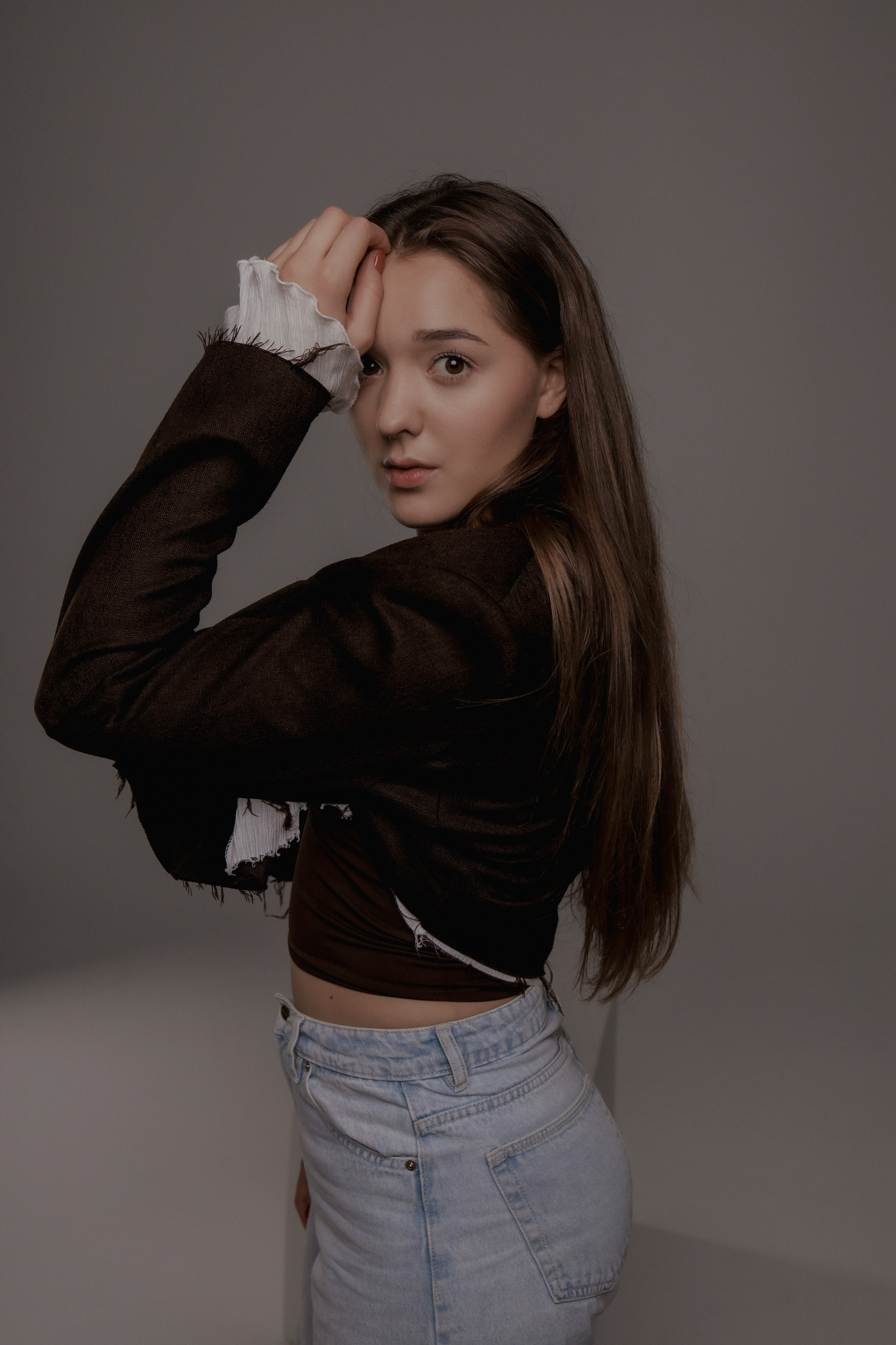 Женские портреты в студии. Главная