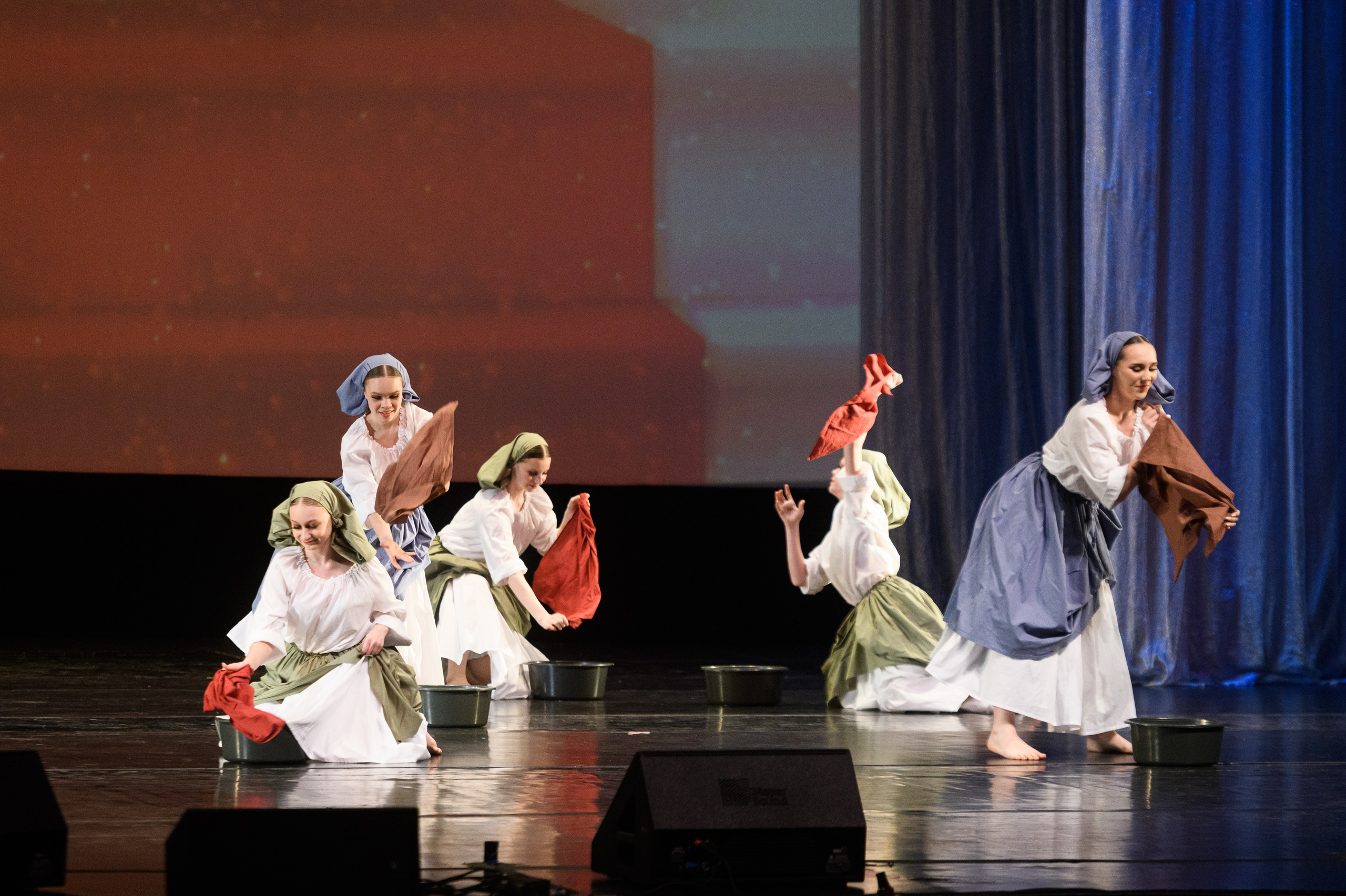 23 апреля, часть 1, БКЗ Октябрьский, г. Санкт-Петербург. Золотое яблочко